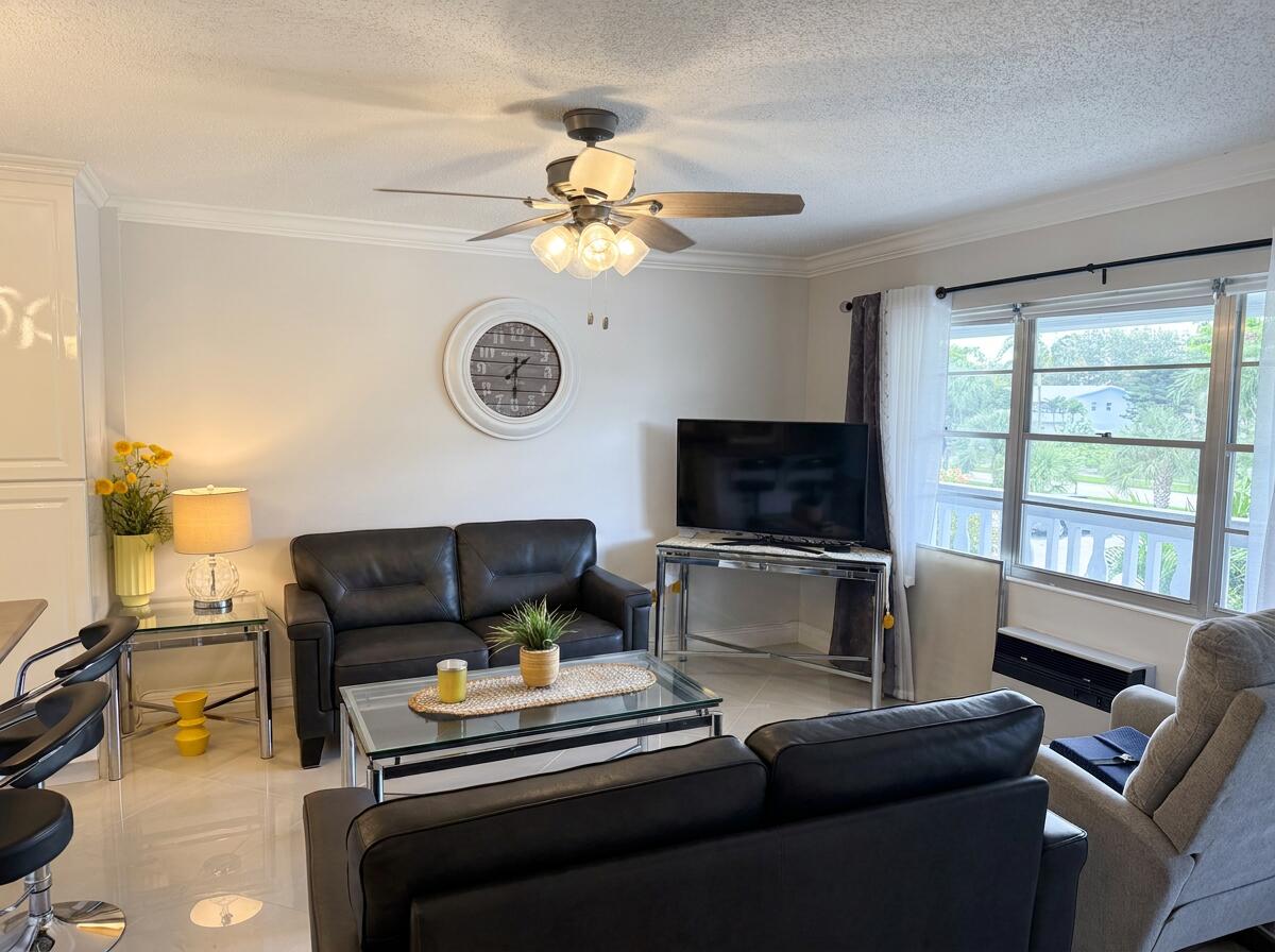 Listing  37 OAKRIDGE C 37, Deerfield Beach, FL 33442, Deerfield Beach, FL 33442