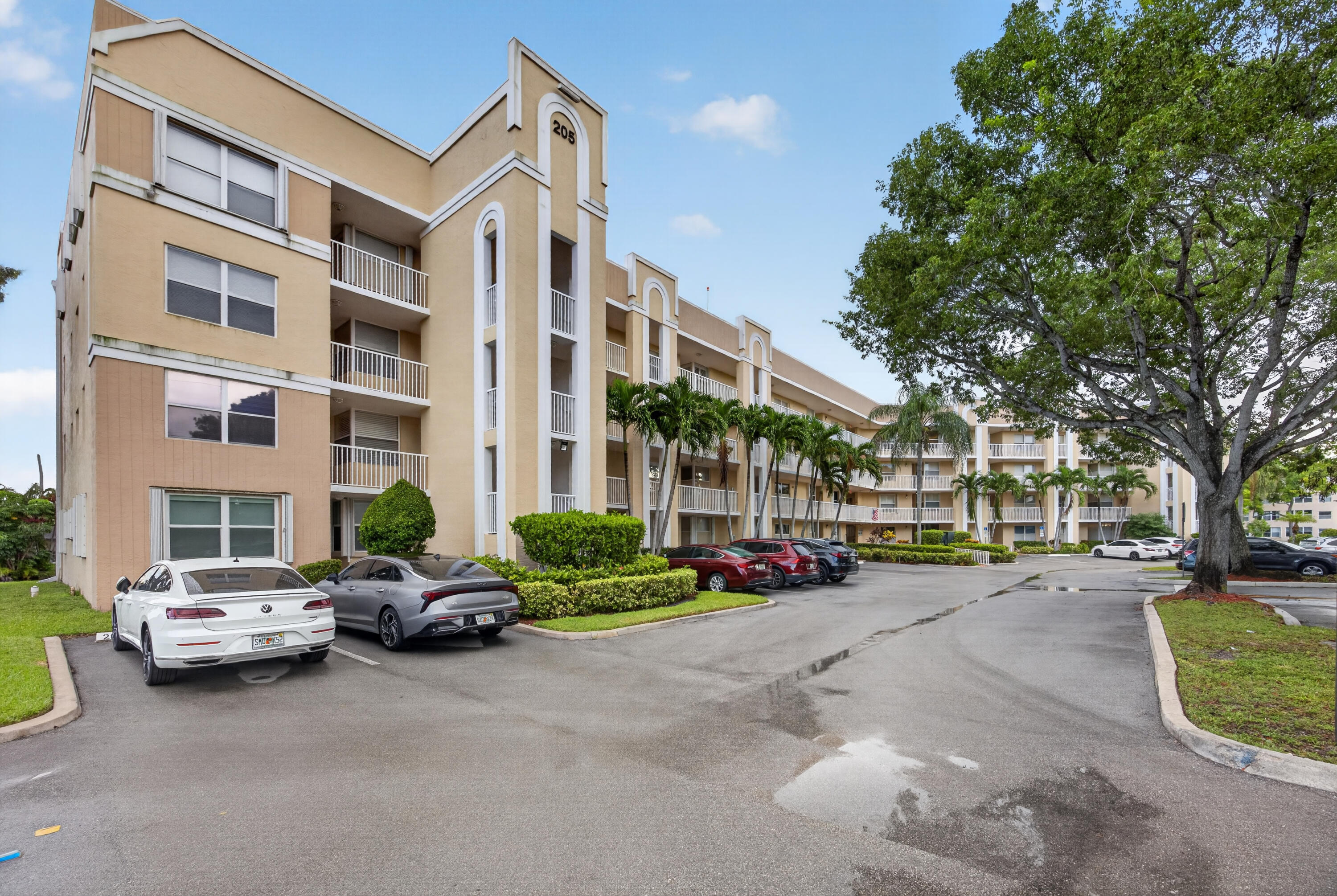 Listing  10346 NW 24TH Place 406, Sunrise, FL 33322, Sunrise, FL 33322