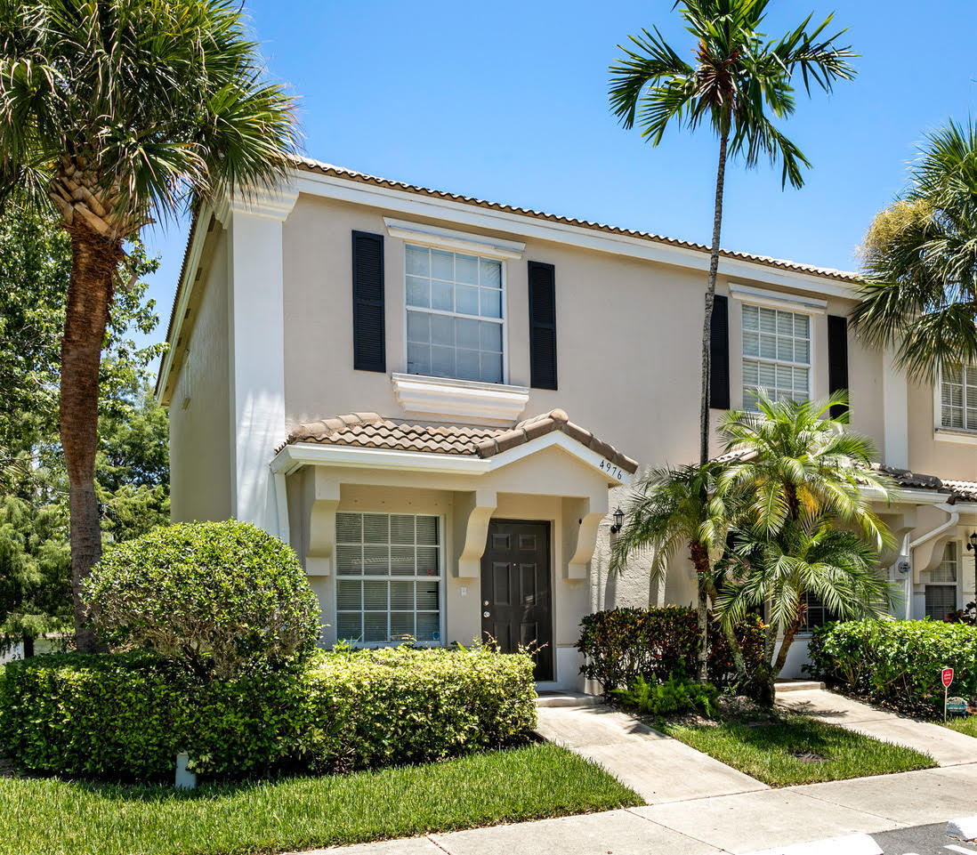 Listing  4976 PALMBROOKE Circle, West Palm Beach, FL 33417, West Palm Beach, FL 33417