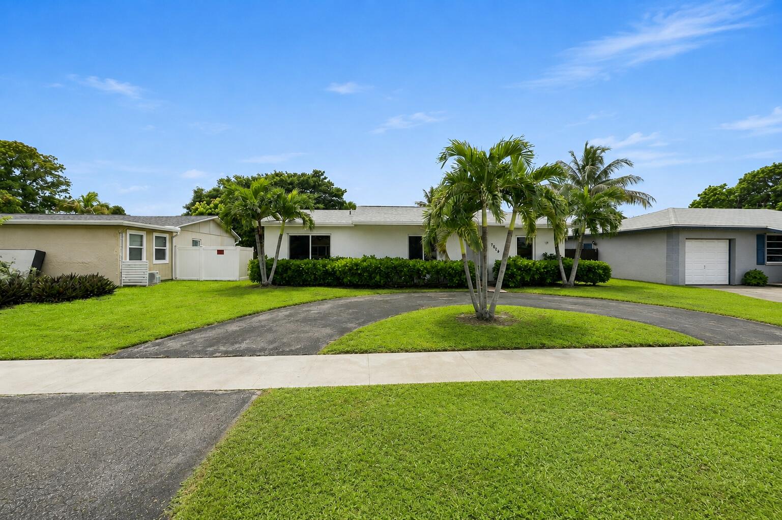 View details of listing 7804 SW 6th Court, North Lauderdale, FL 33068 North Lauderdale with MLS# 