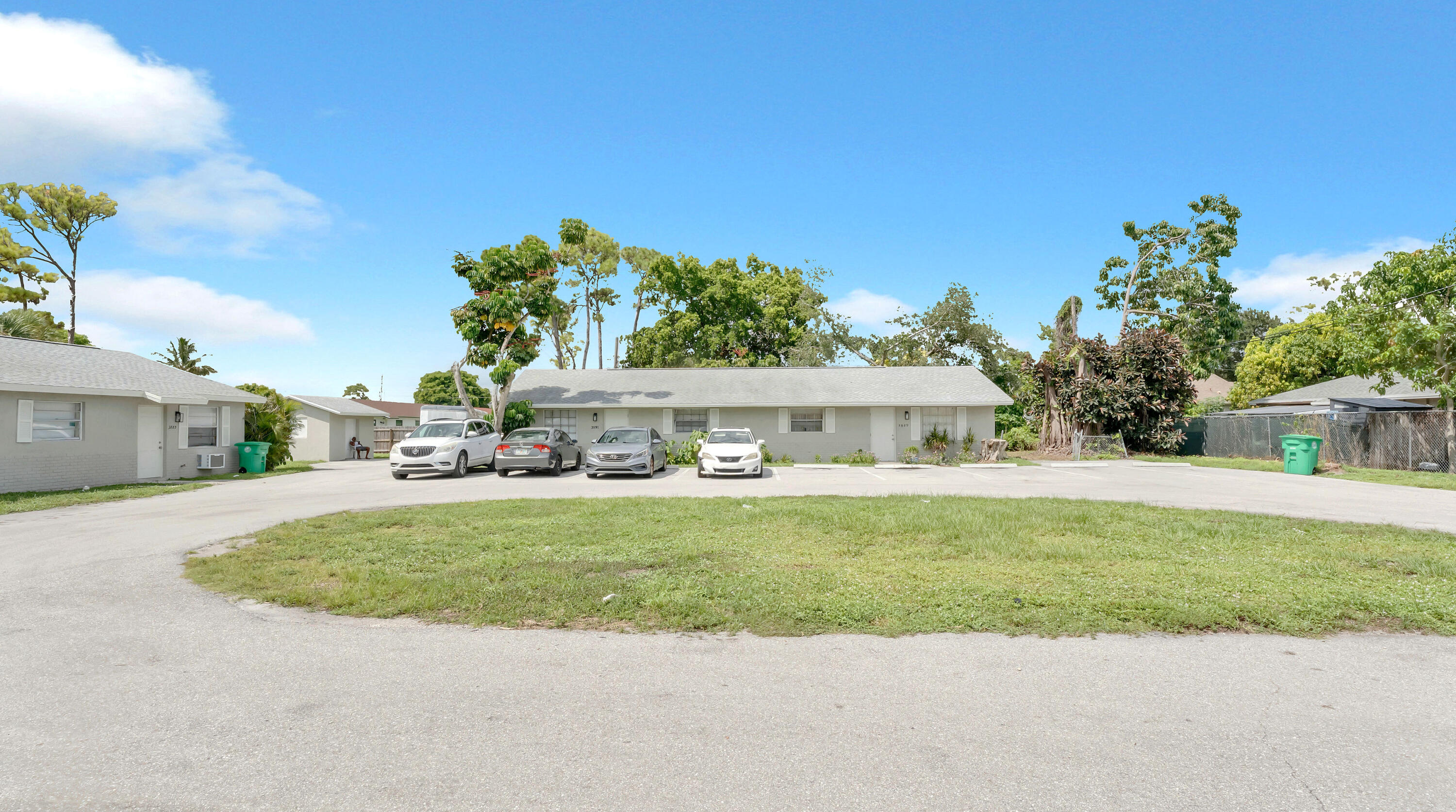 View details of listing 3883 Park Lane, Palm Springs, FL Palm Springs with MLS#