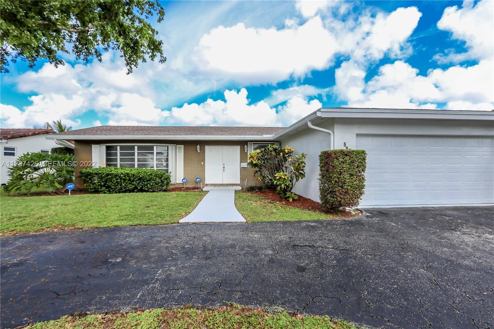 Listing  5017 ROOSEVELT Street, Hollywood, FL 33021, Hollywood, FL 33021
