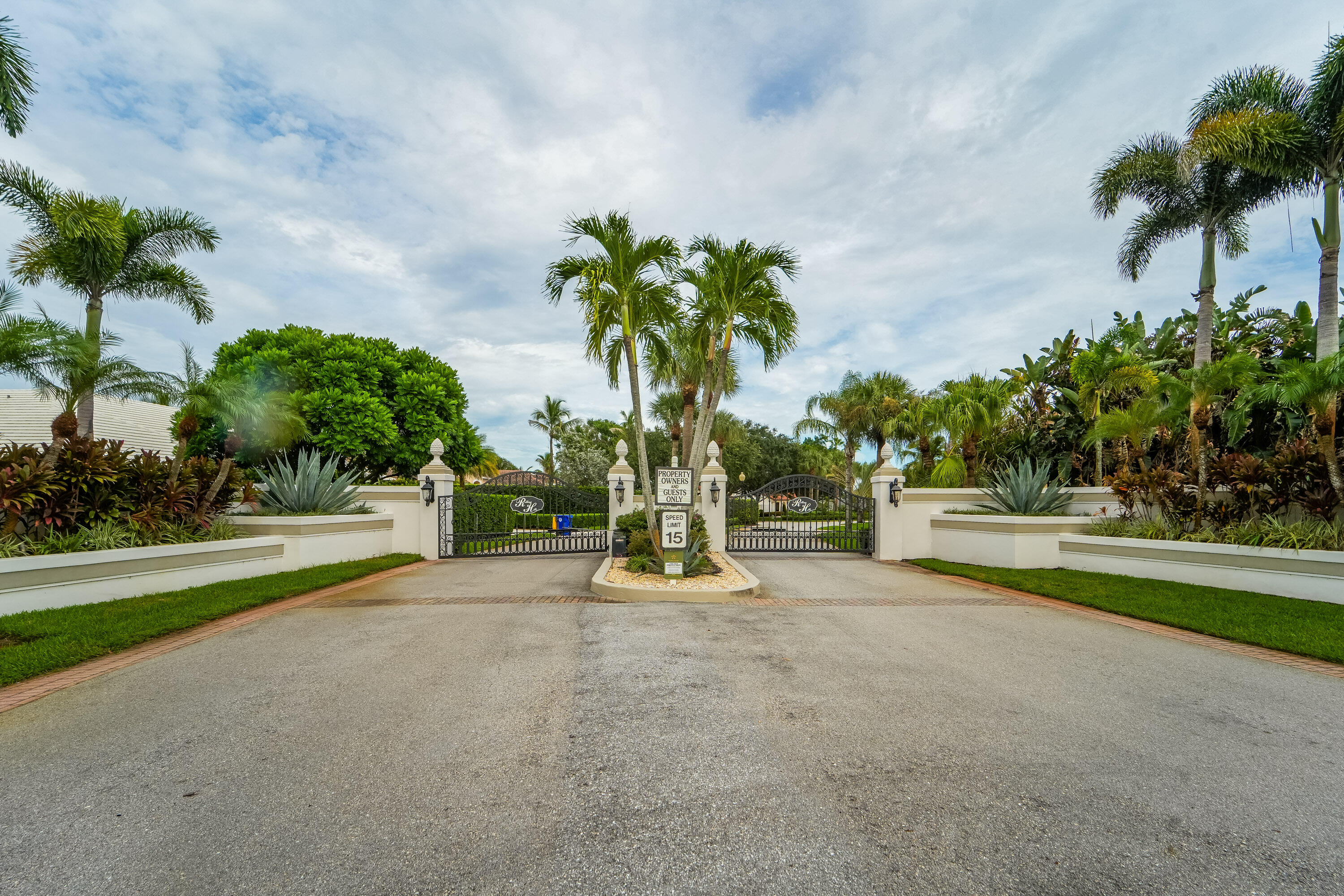 Listing  17257 SE Galway Court, Tequesta, FL 33469, Tequesta, FL 33469