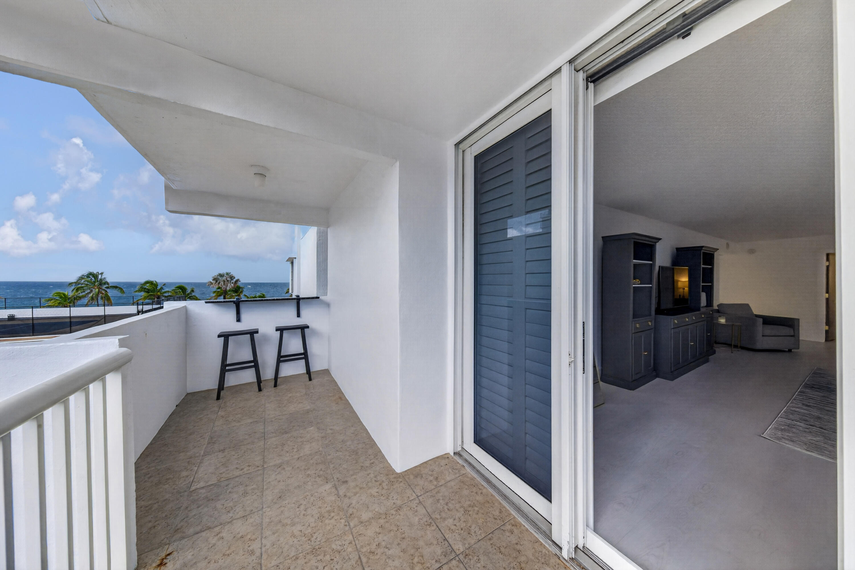 Listing  1370 S Ocean Boulevard Apt 405, Pompano Beach, FL 33062, Pompano Beach, FL 33062