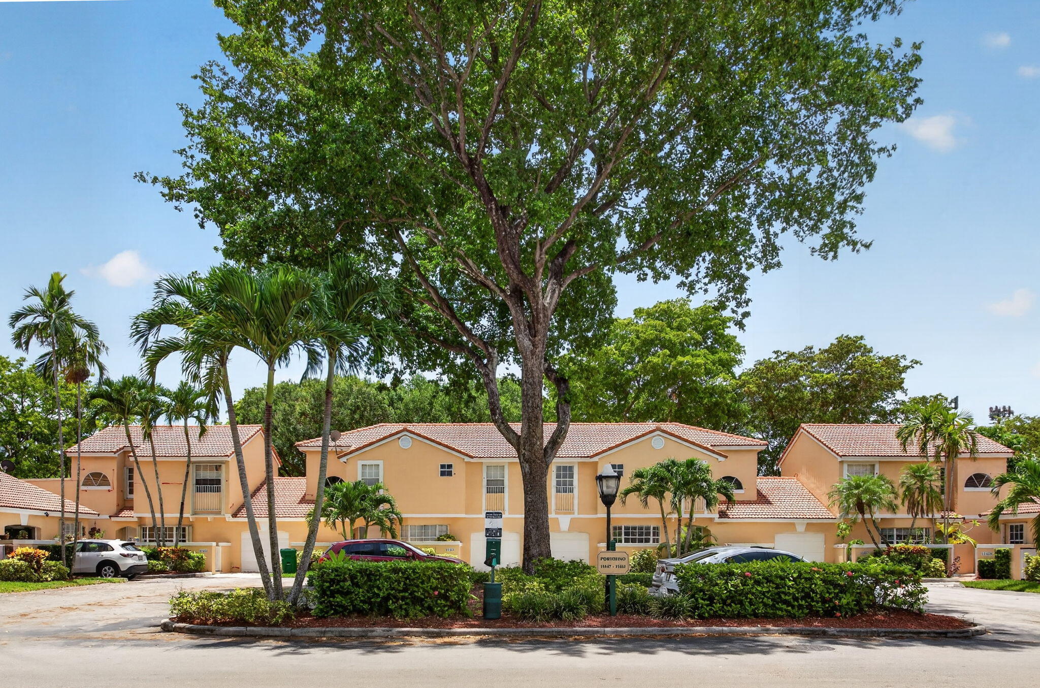 Listing  11451 LAKEVIEW Drive 3A, Coral Springs, FL 33071, Coral Springs, FL 33071
