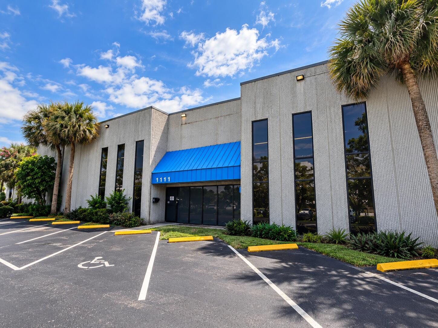 View details of listing 1111 Old Griffin Road, Dania Beach, FL 33004 Dania Beach with MLS# 