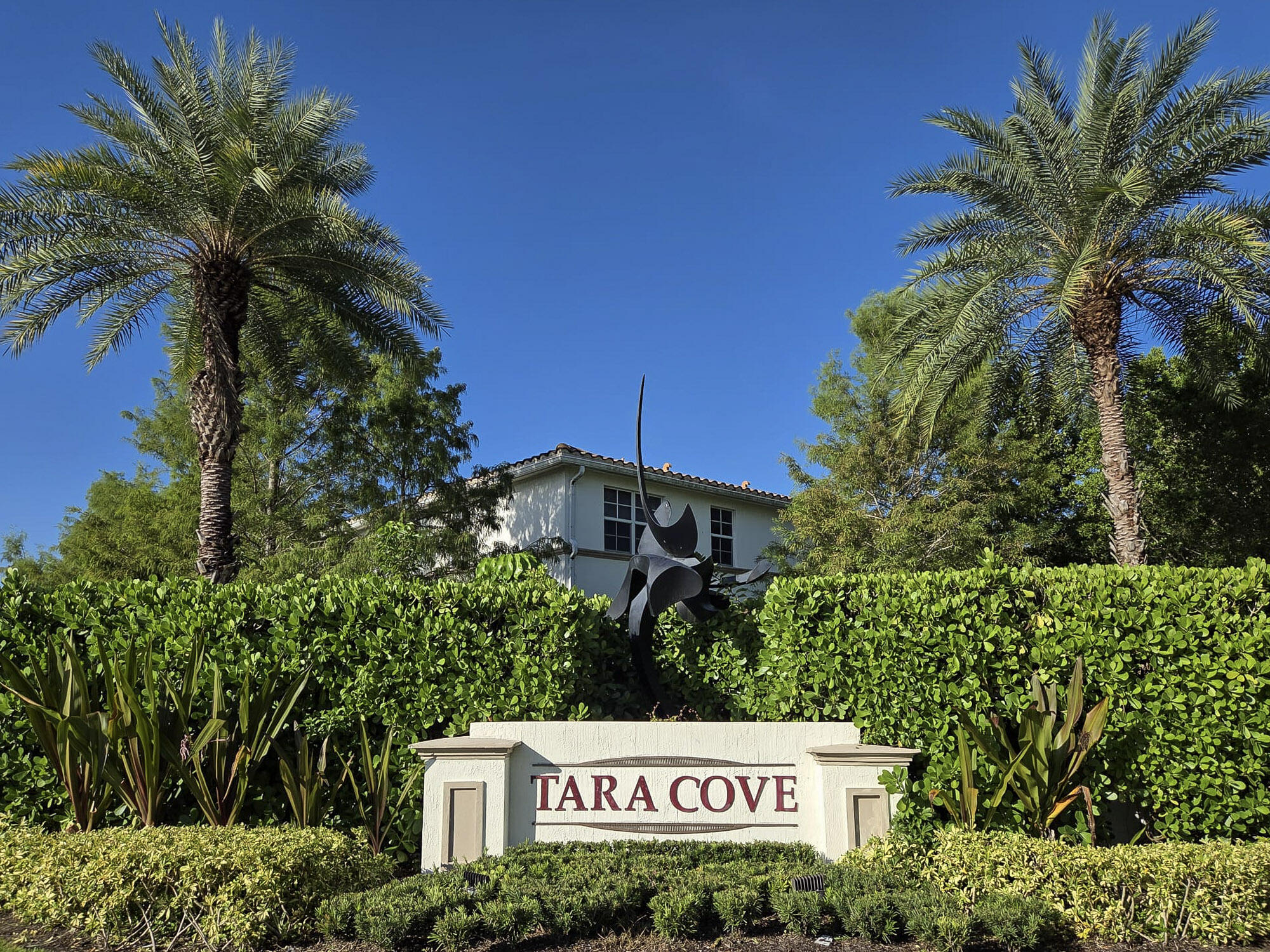 Listing  4679 TARA COVE Way, West Palm Beach, FL 33417, West Palm Beach, FL 33417
