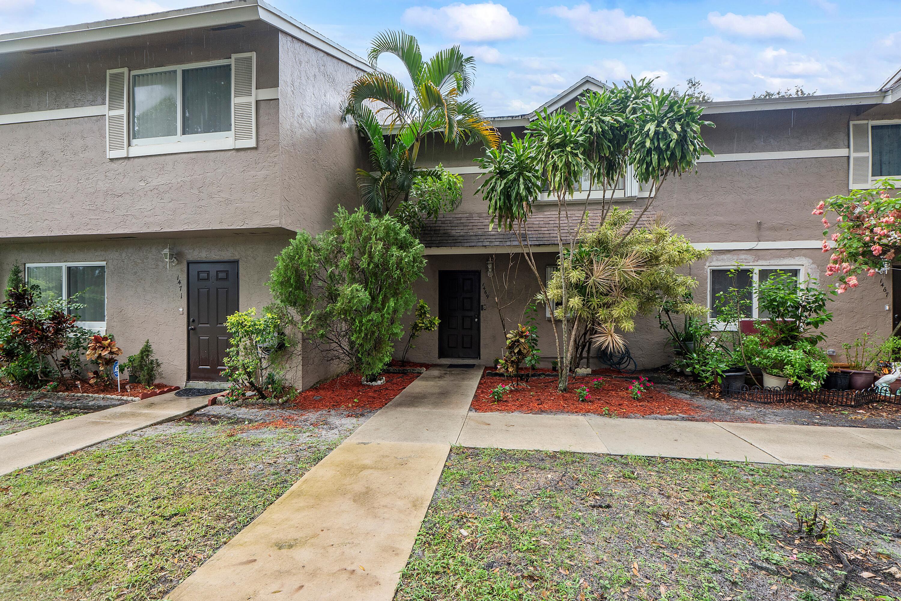 View details of listing 1469 SUSSEX Drive, North Lauderdale, FL 33068 North Lauderdale with MLS#