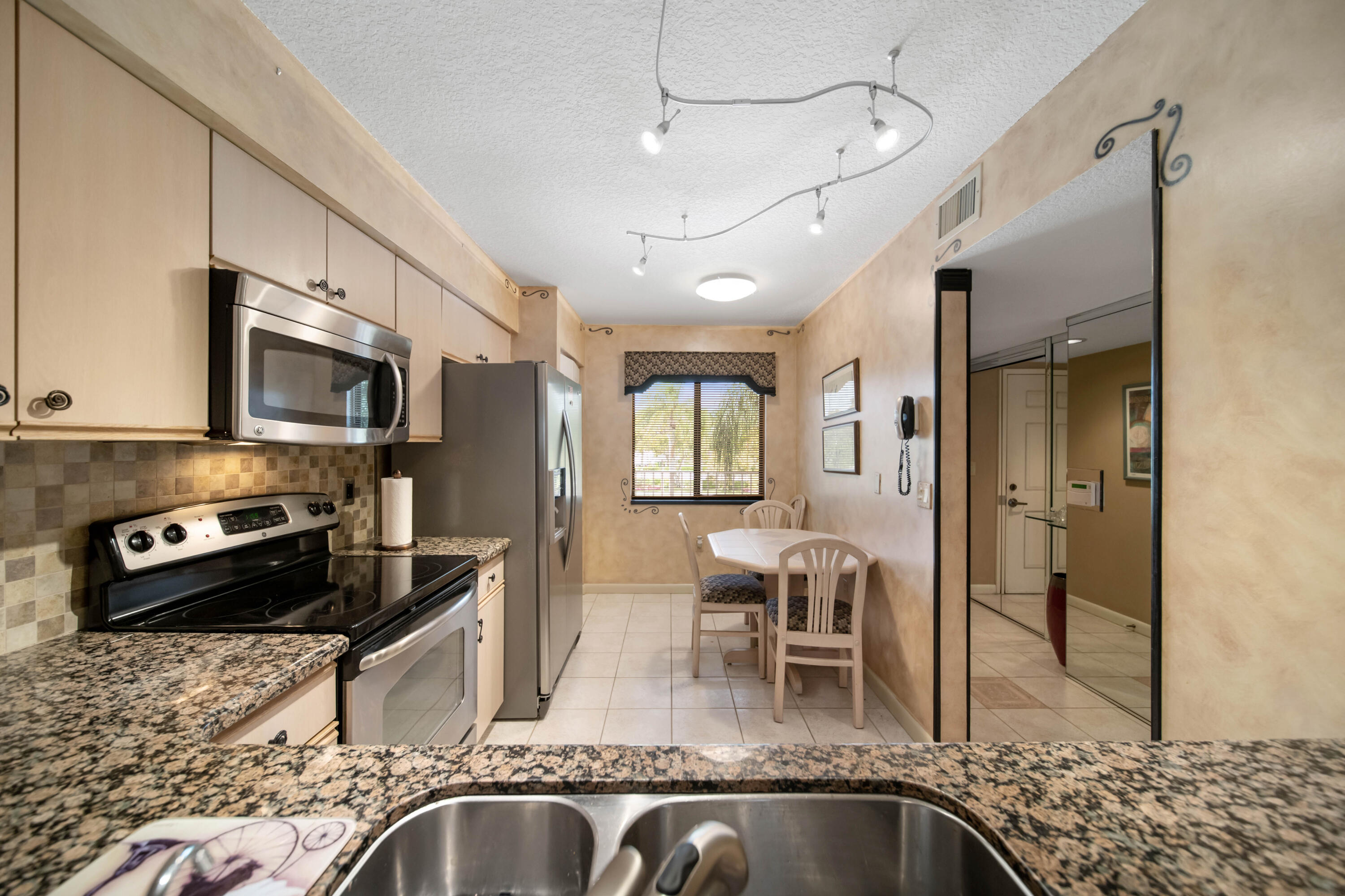 Listing  6037 POINTE REGAL Circle 307, Delray Beach, FL 33484, Delray Beach, FL 33484