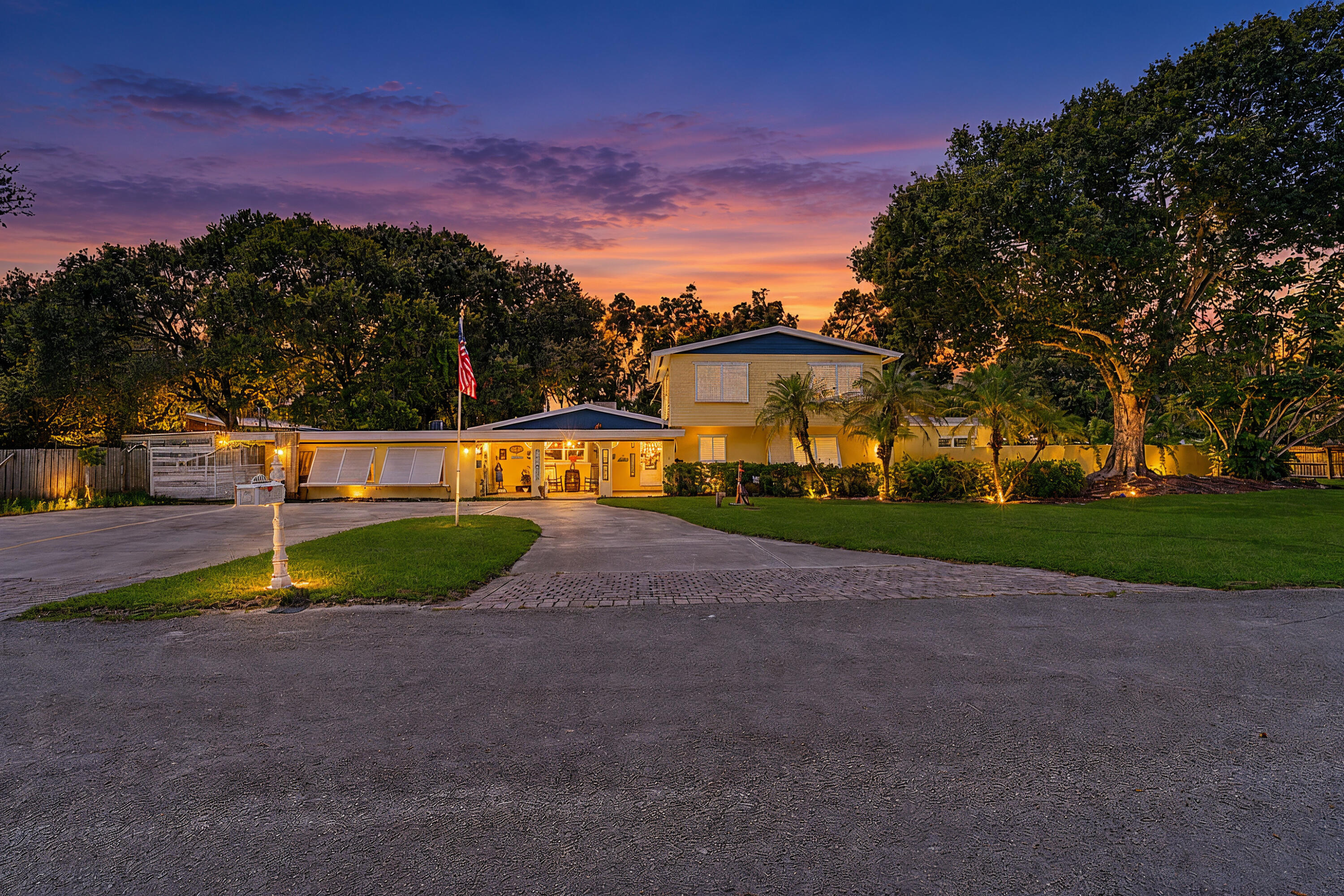 Listing  3117 Maravilla Boulevard, Fort Pierce, FL 34982, Fort Pierce, FL 34982
