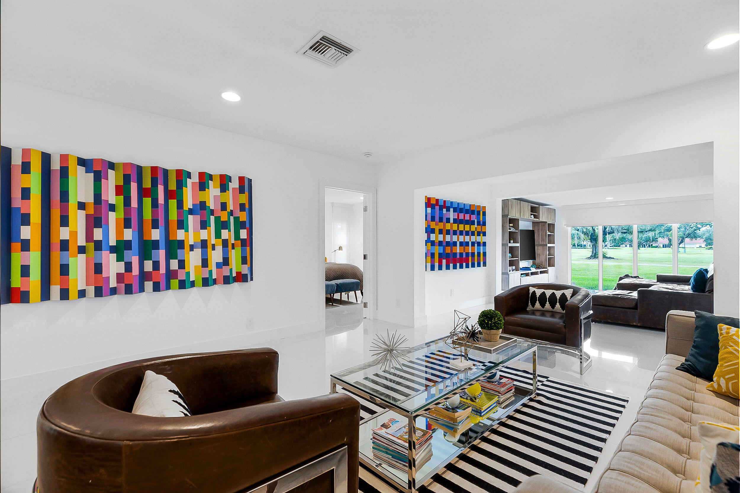 Listing  3759 Oaks Clubhouse Drive P7, Pompano Beach, FL 33069, Pompano Beach, FL 33069