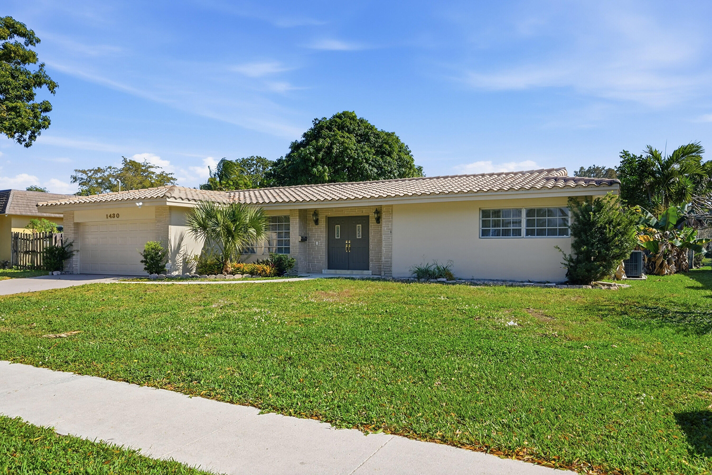 Listing  1430 NW 73RD Avenue NW, Plantation, FL 33313, Plantation, FL 33313