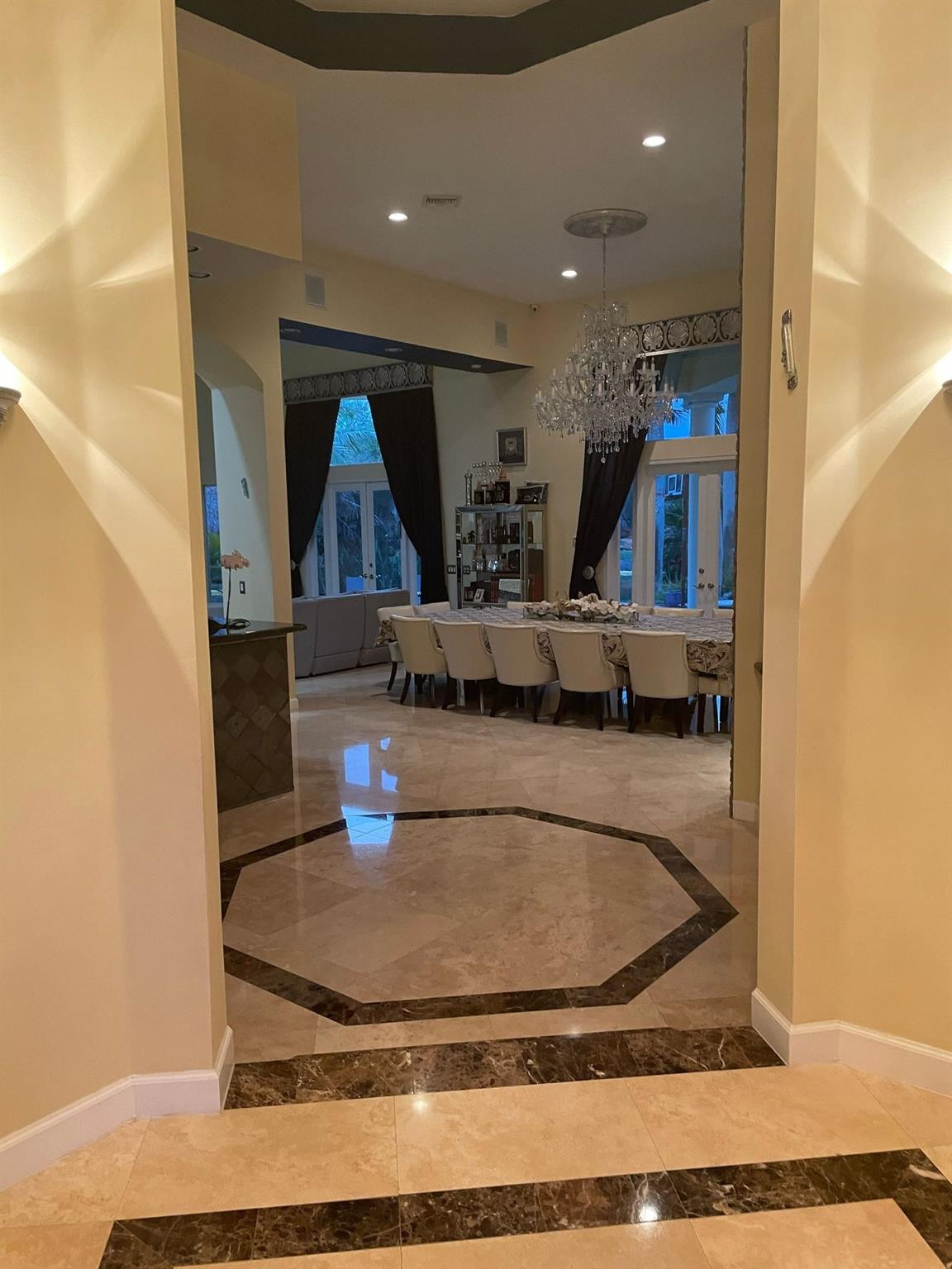 Listing  5532 ESTATE OAK Circle, Hollywood, FL 33312, Hollywood, FL 33312