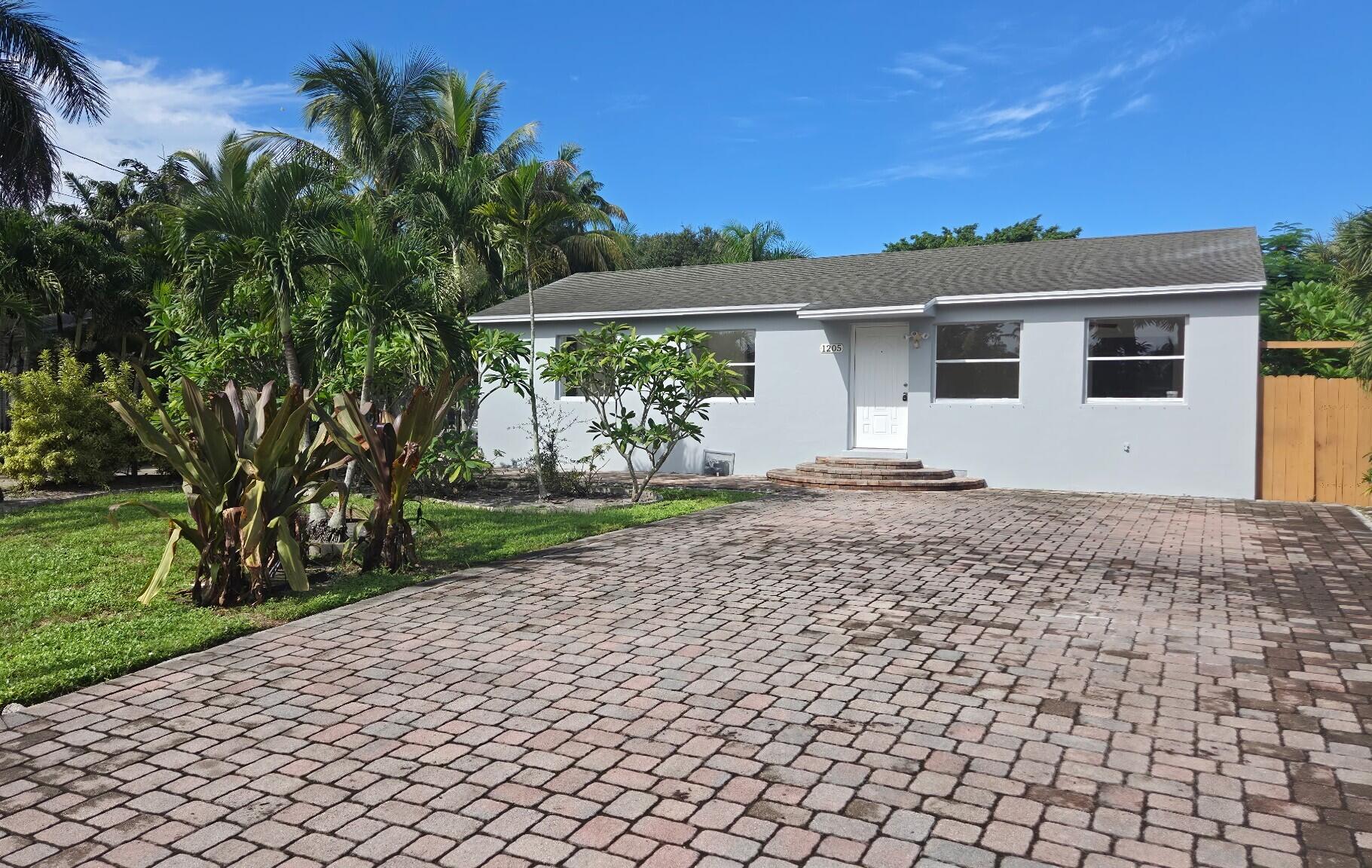 Listing  1205 Mathis Street, Lake Worth Beach, FL 33461, Lake Worth Beach, FL 33461