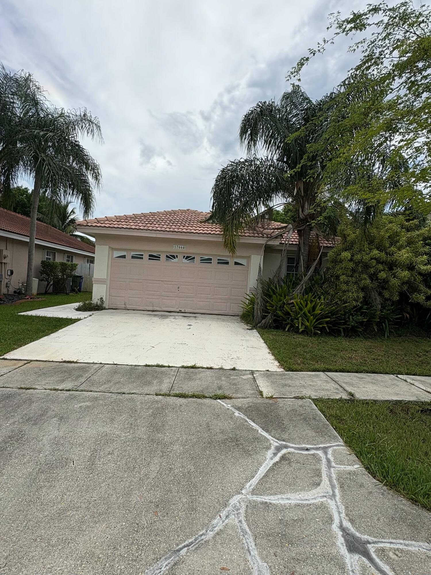 View details of listing 17664 SW 6TH Street, Pembroke Pines, FL 33029 Pembroke Pines with MLS# 