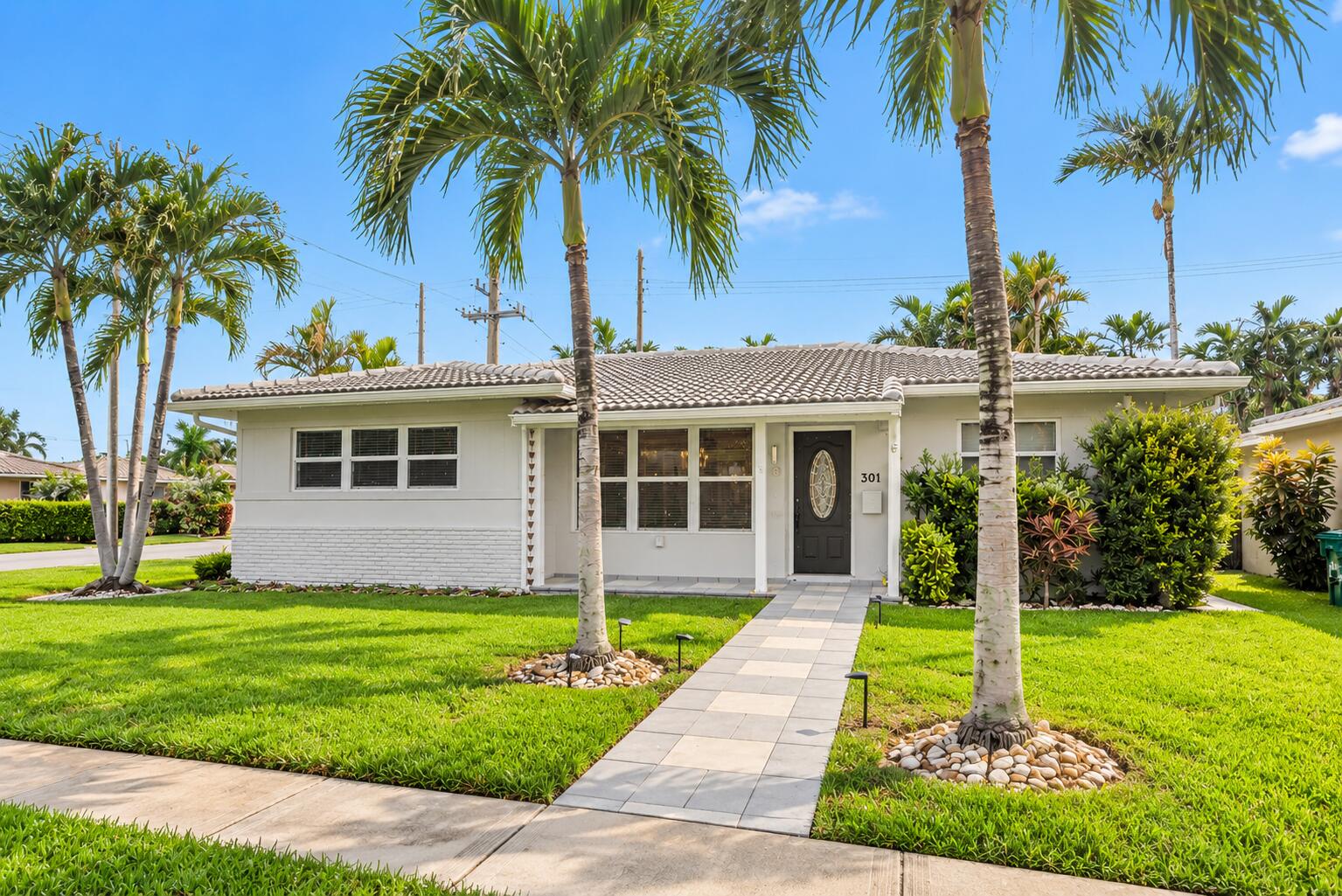 View details of listing 301 SE 3RD Terrace, Dania Beach, FL 33004 Dania Beach with MLS# 