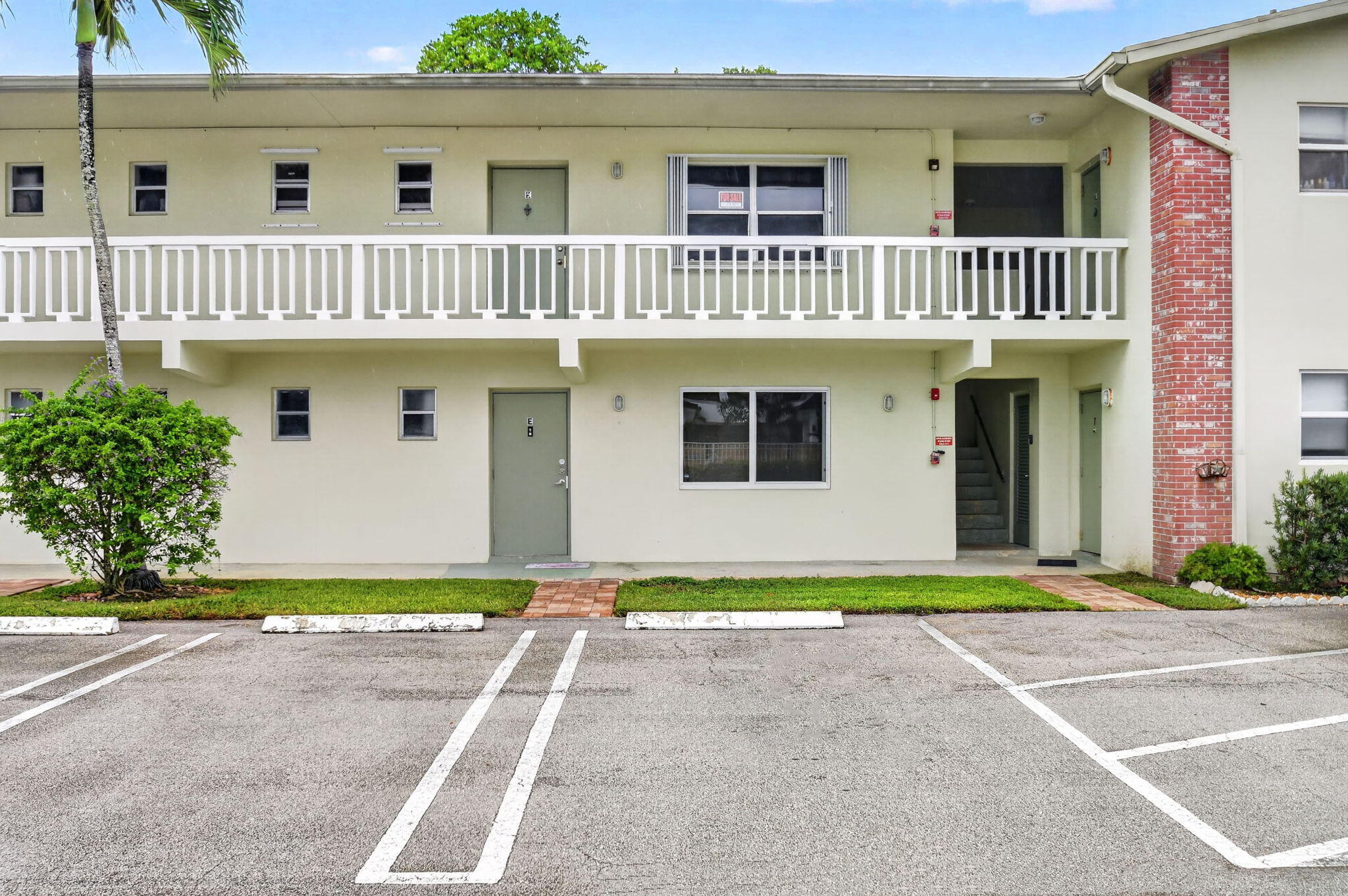 View details of listing 658 NE 6TH Court E E, Boynton Beach, FL 33435 Boynton Beach with MLS#