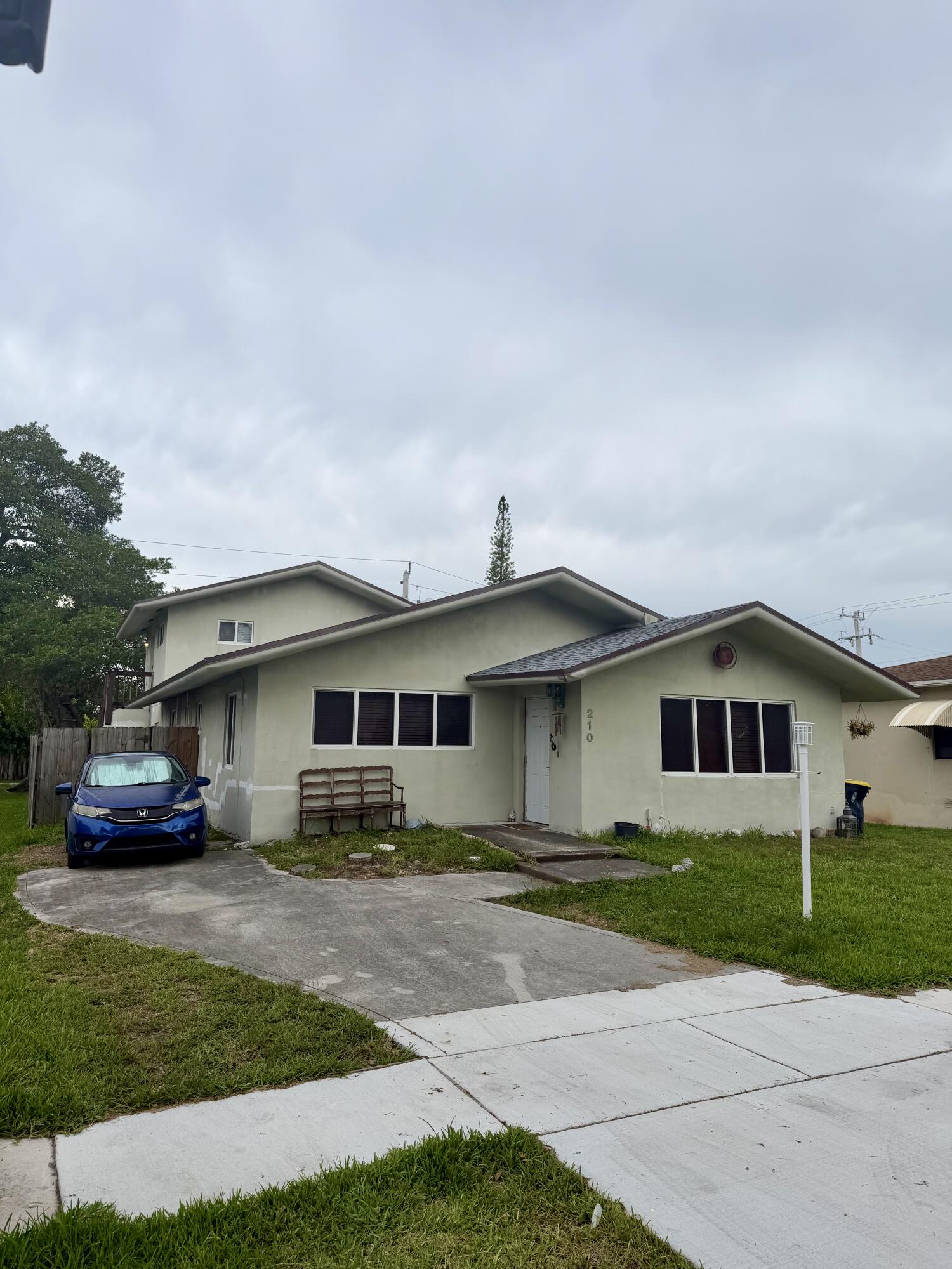 View details of listing 210 SE 5TH Street, Dania Beach, FL 33004 Dania Beach with MLS# 
