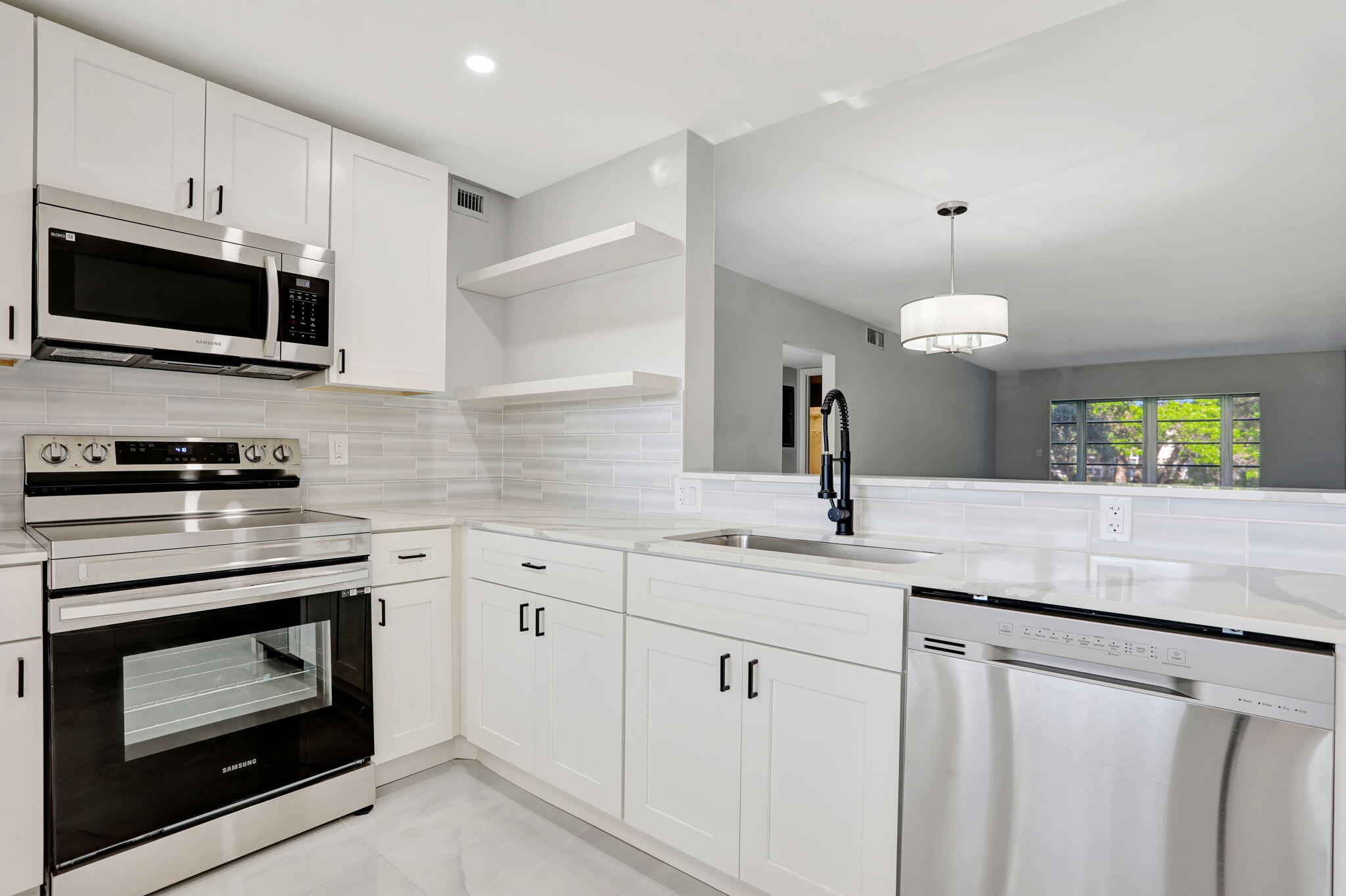View details of listing 2202 LUCAYA Bend G2, Coconut Creek, FL 33066 Coconut Creek with MLS# 