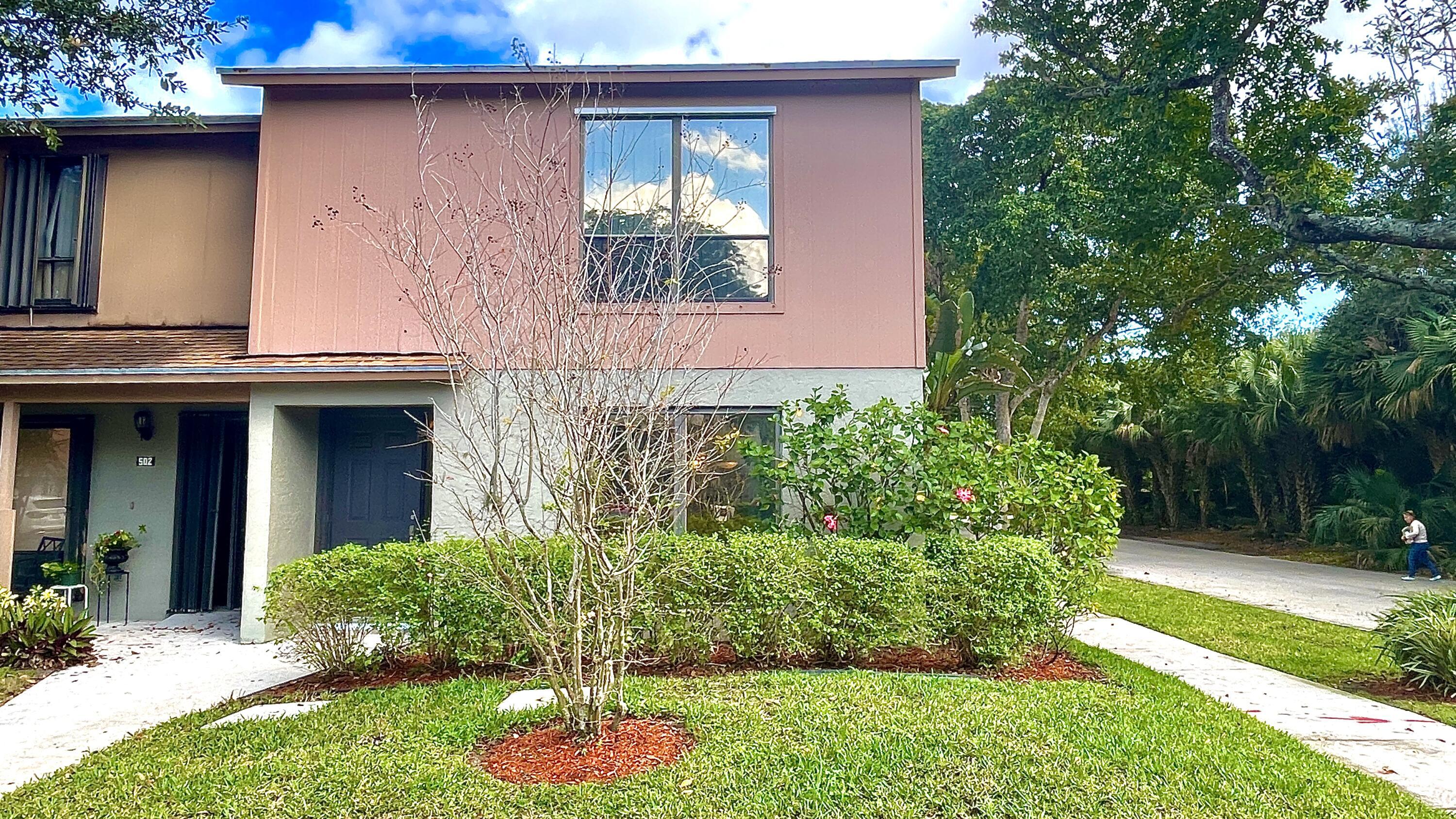Listing  501 SANDTREE Drive, Palm Beach Gardens, FL 33403, Palm Beach Gardens, FL 33403