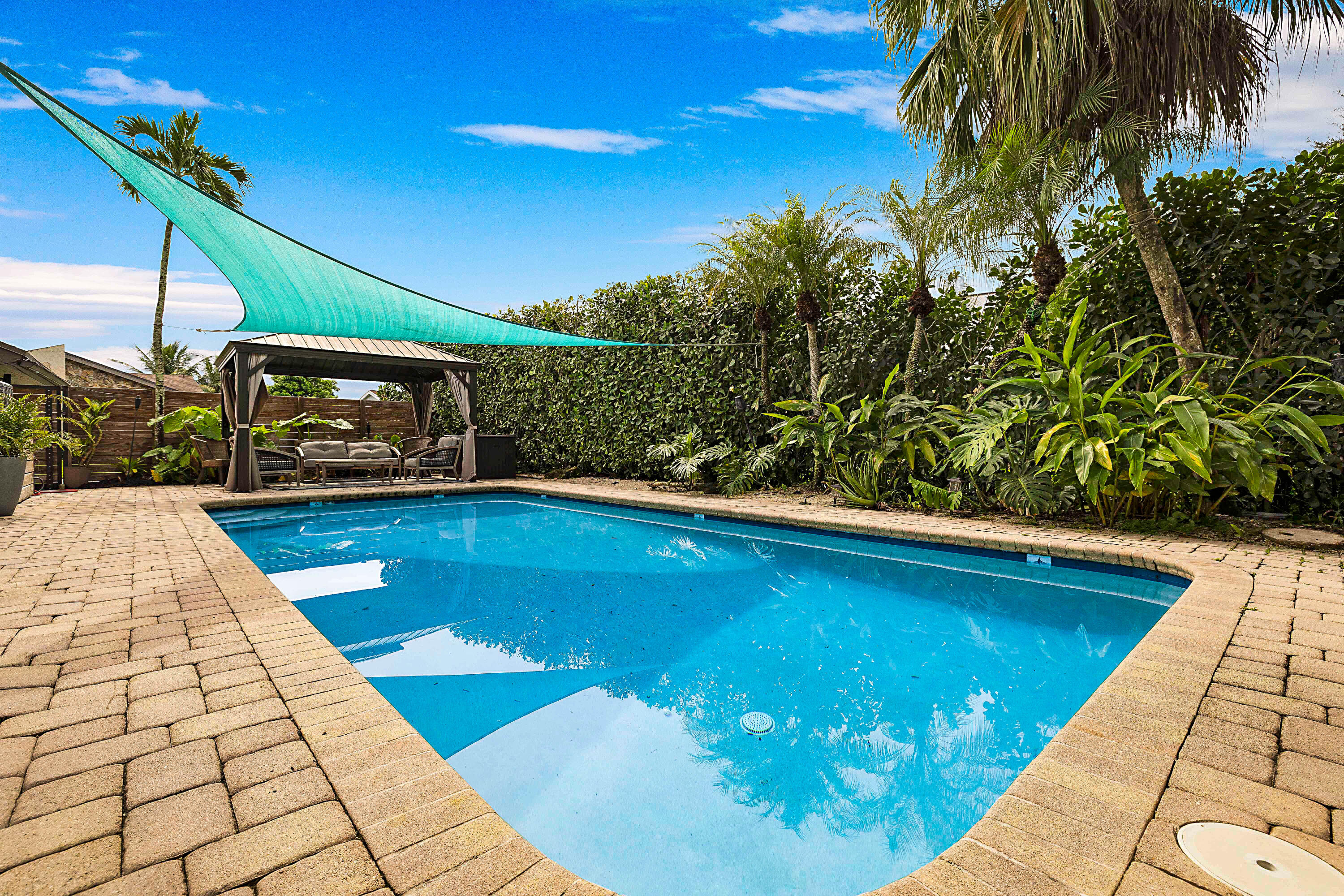 Listing  941 BAYBERRY POINT Drive, Plantation, FL 33324, Plantation, FL 33324