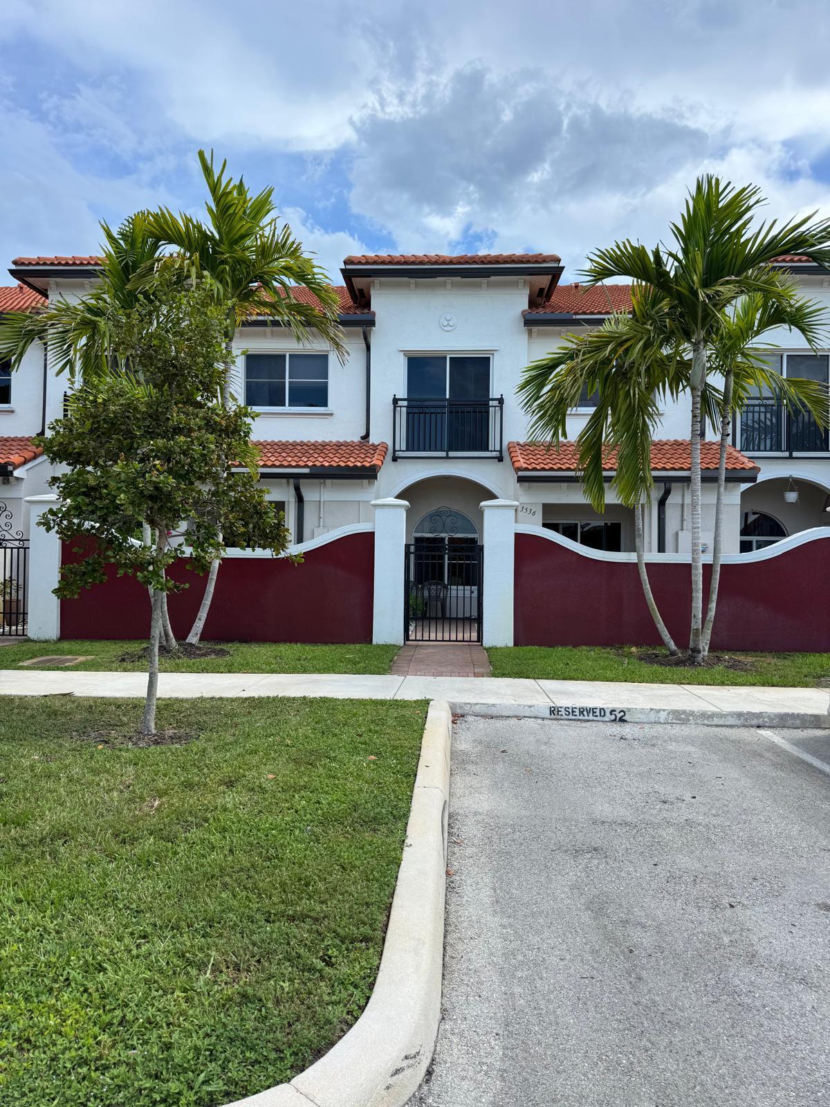 View details of listing 3536 NW 29TH Place 3536, Lauderdale Lakes, FL 33311 Lauderdale Lakes with MLS# 