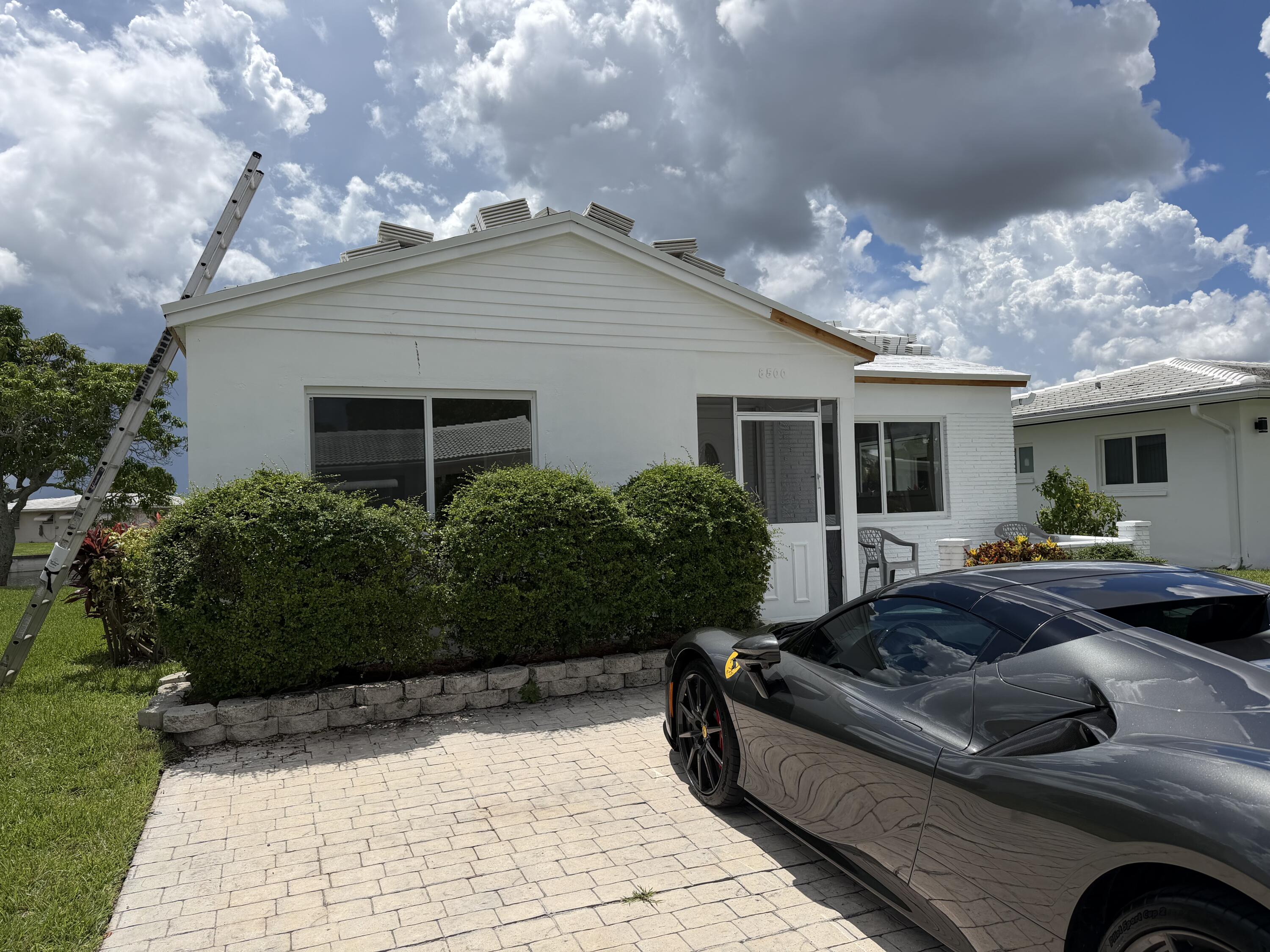 View details of listing 8500 NW 59TH Street, Tamarac, FL 33321 Tamarac with MLS#