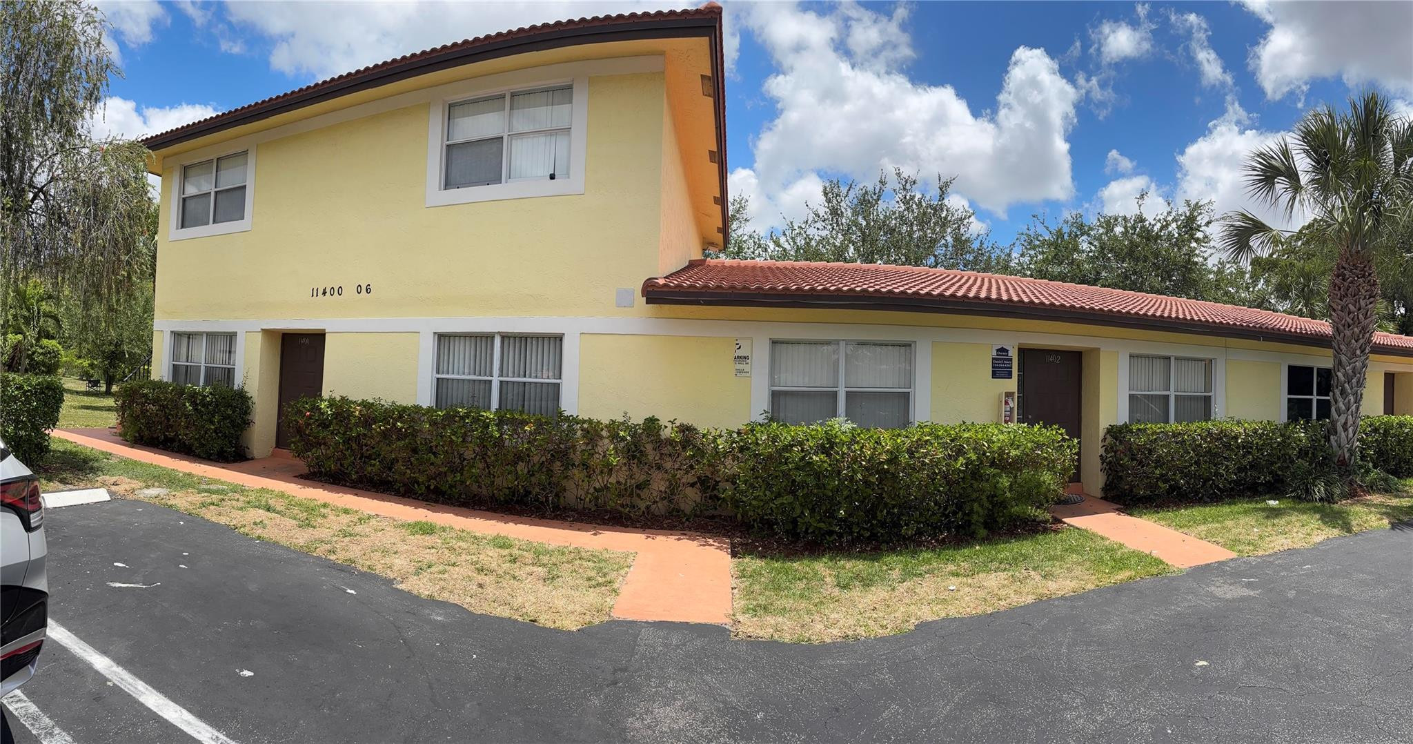 View details of listing 11400 NW 45th Street, Coral Springs, FL 33065 Coral Springs with MLS# 
