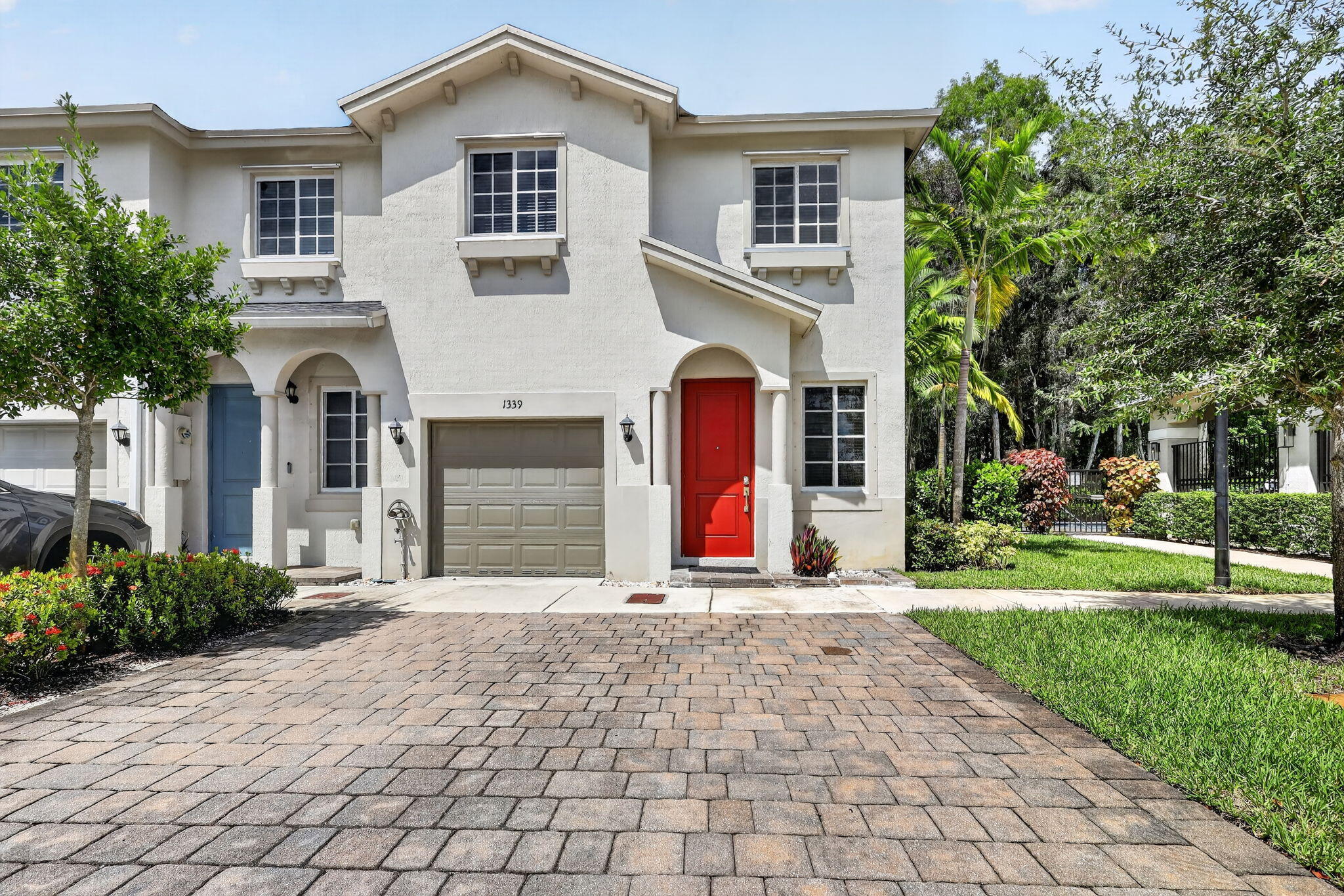 View details of listing 1339 NW 208TH Terrace, Miami Gardens, FL 33169 Miami Gardens with MLS#