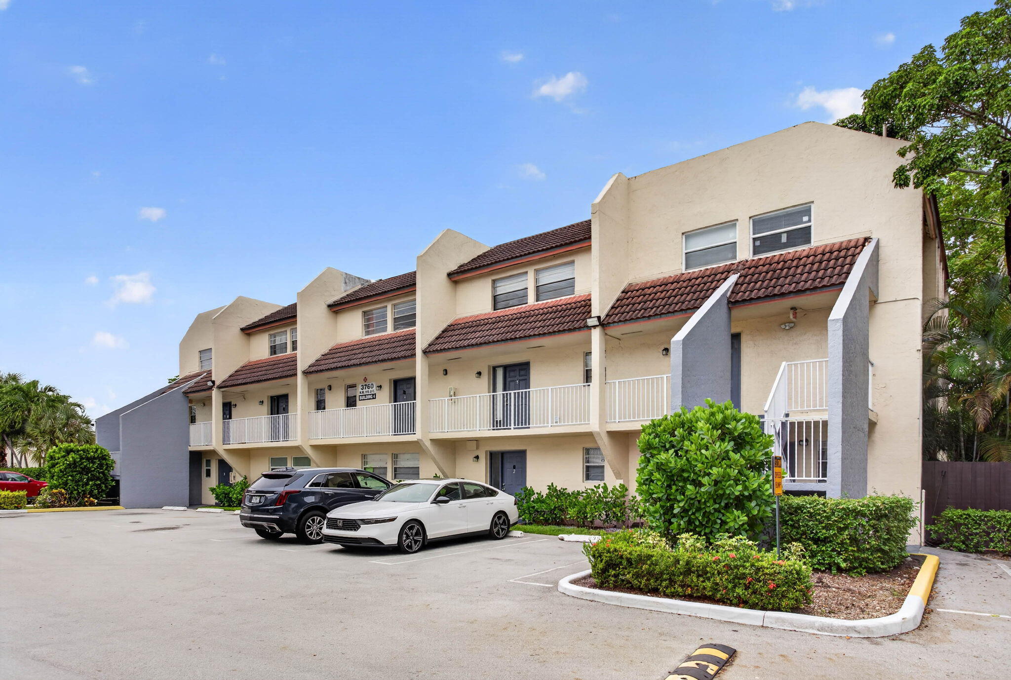 View details of listing 3760 NW 115TH Avenue 1-4, Coral Springs, FL 33065 Coral Springs with MLS# 