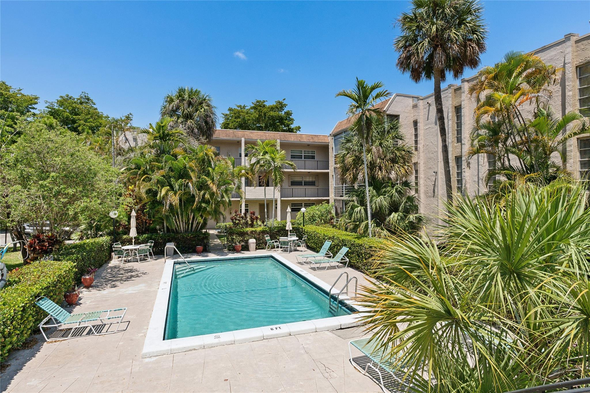 View details of listing 485 N Pine Island Road 105A, Plantation, FL 33324 Plantation with MLS# 