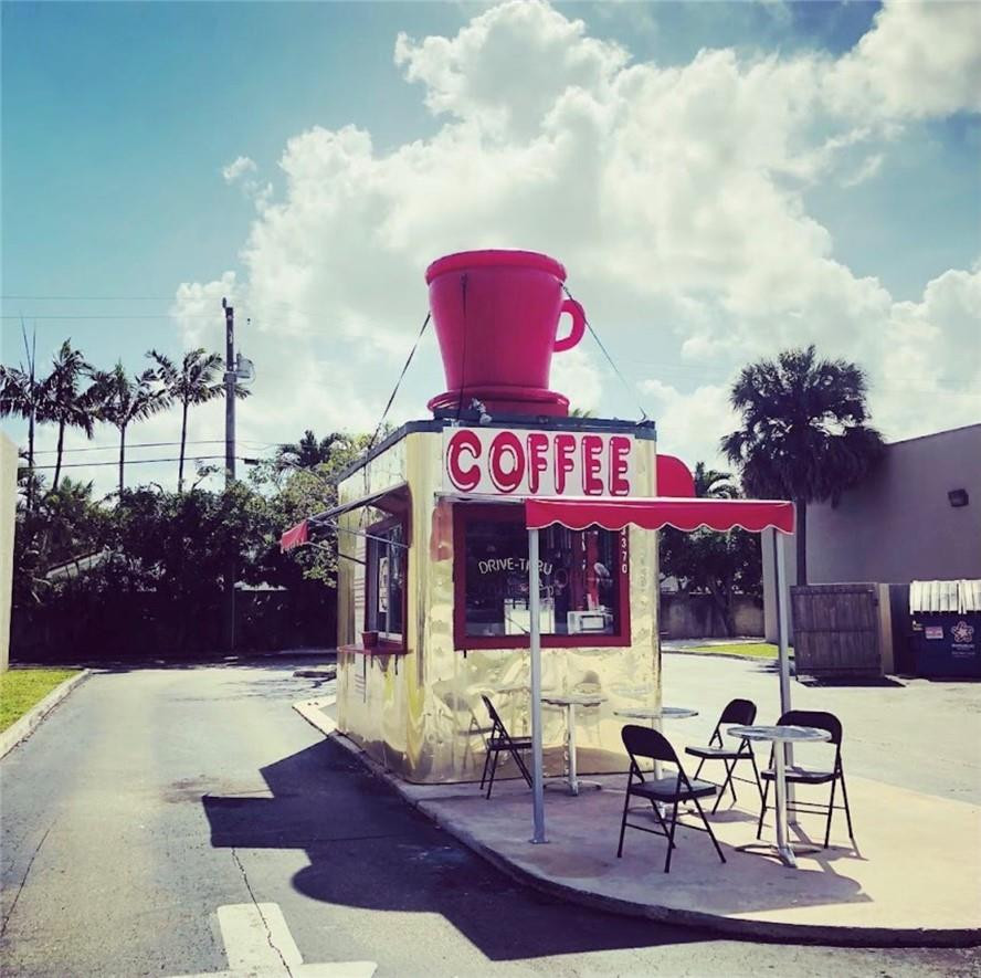 View details of listing 3370 Griffin Road, Dania Beach, FL 33312 Dania Beach with MLS# 