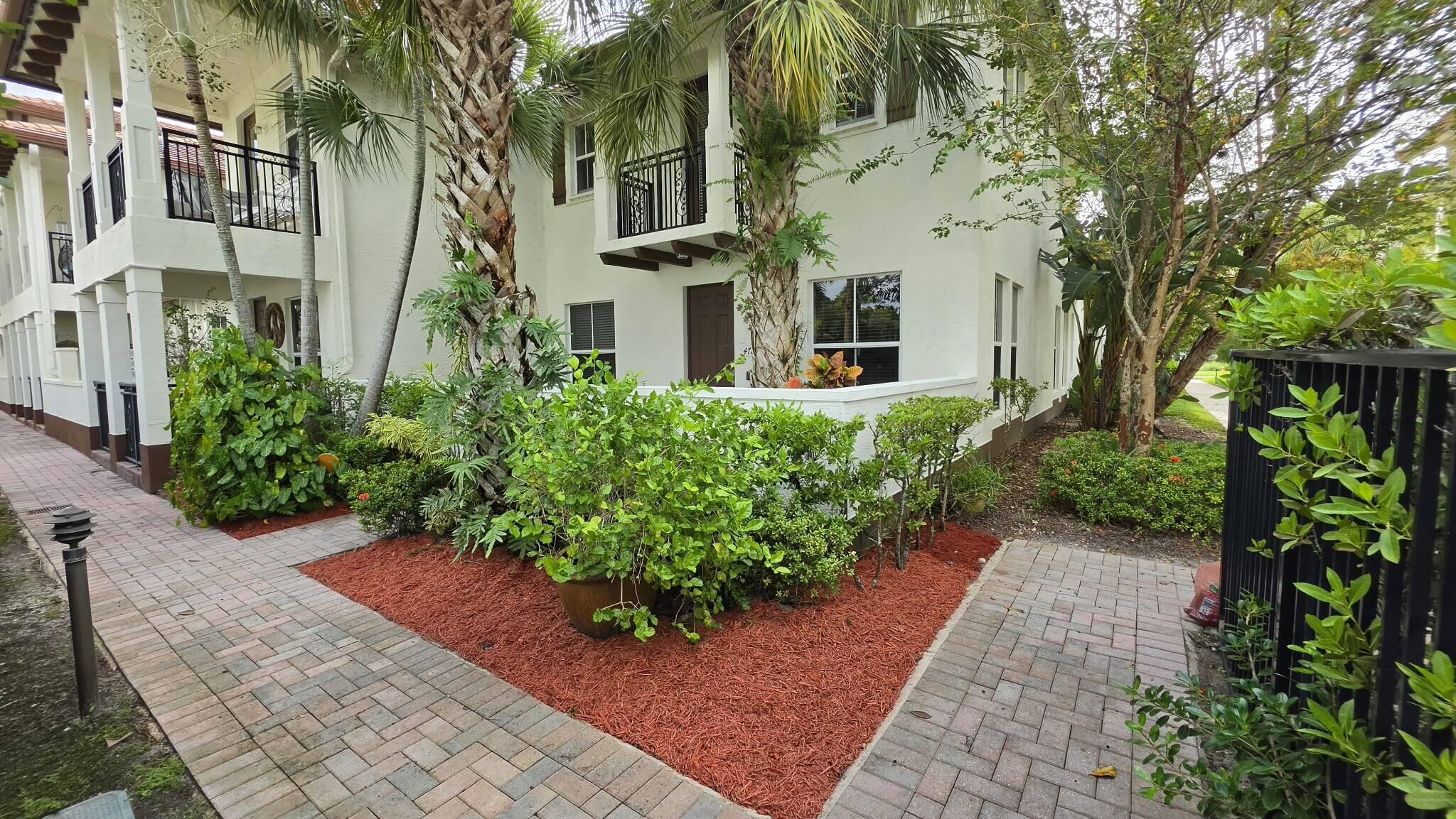 View details of listing 4726 MONARCH Way, Coconut Creek, FL 33073 Coconut Creek with MLS# 