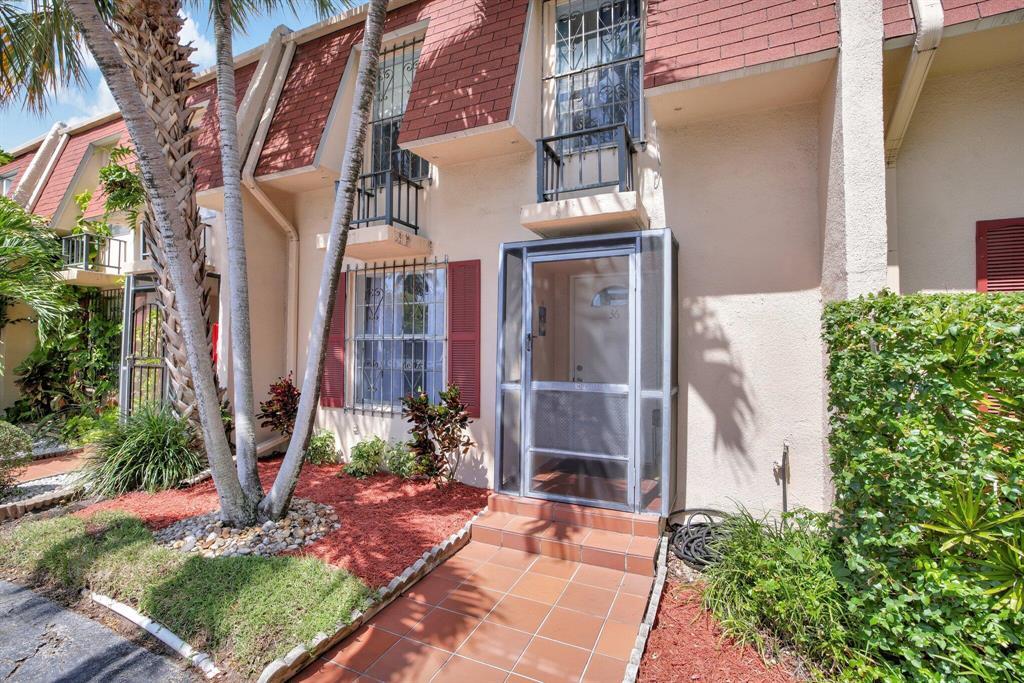 View details of listing 1001 Three Islands Boulevard 36, Hallandale Beach, FL 33009 Hallandale Beach with MLS#