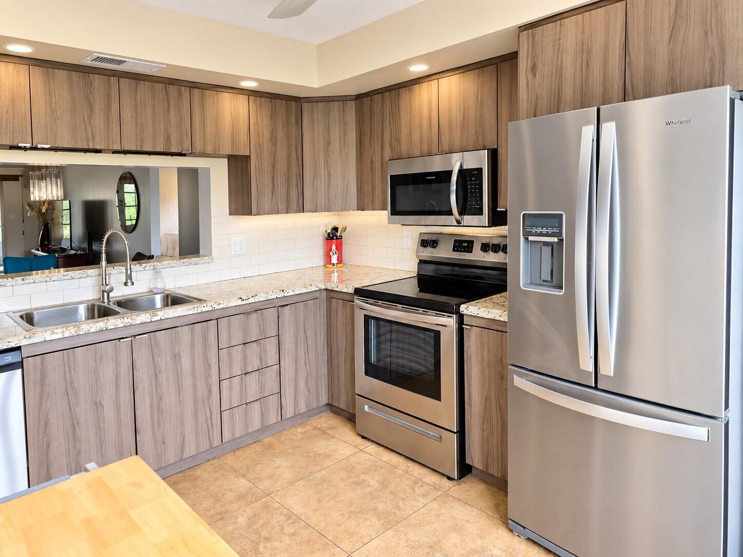 View details of listing 2301 Lucaya Lane O4, Coconut Creek, FL 33066 Coconut Creek with MLS# 