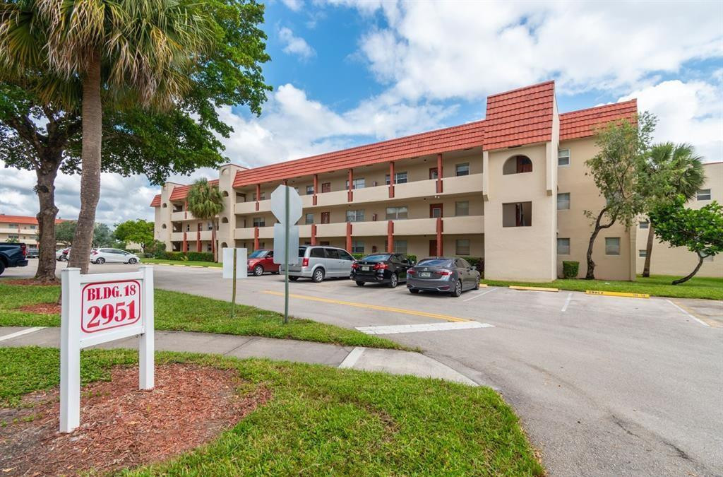 View details of listing 2951 Sunrise Lakes Drive E, Sunrise, FL 33322 Sunrise with MLS#