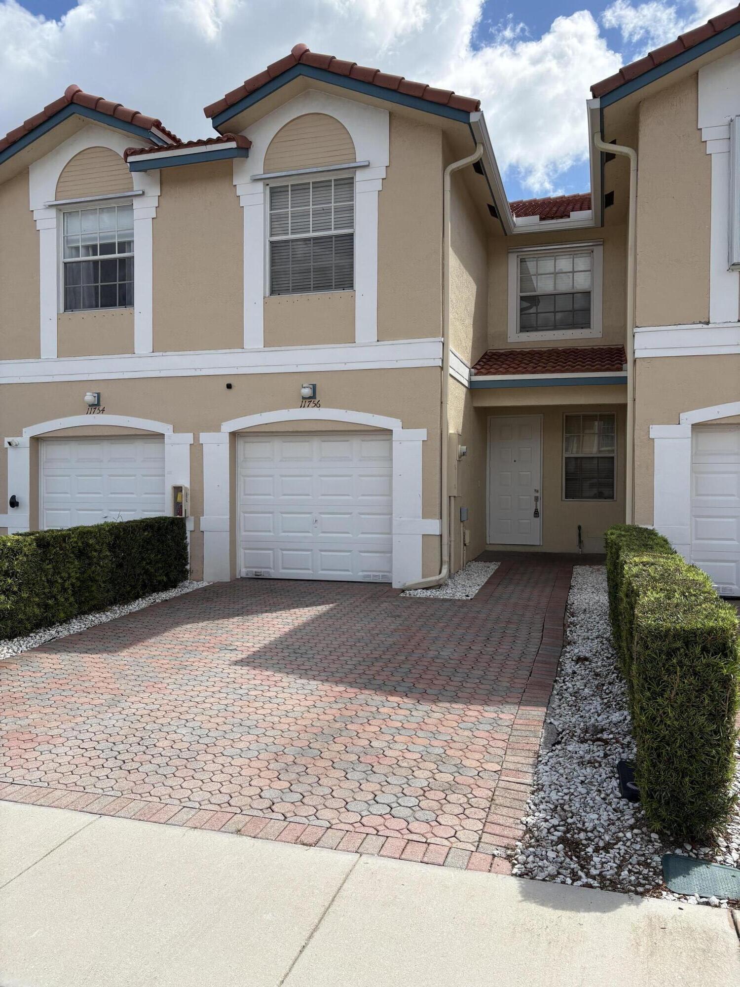 View details of listing 11756 NW 47TH Drive, Coral Springs, FL 33076 Coral Springs with MLS# 