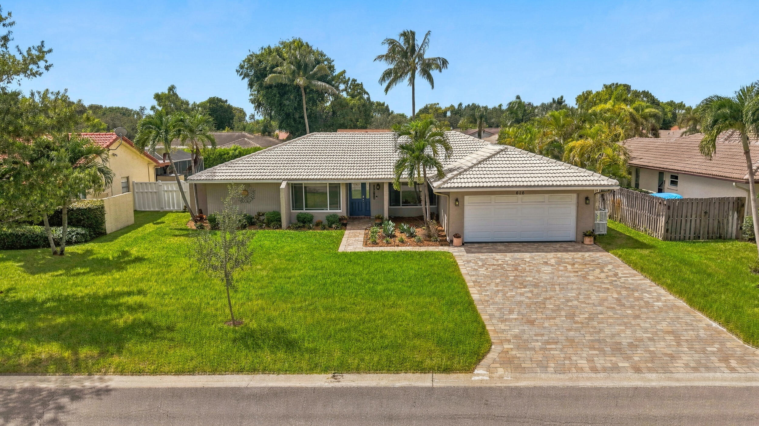 View details of listing 626 NW 100th Way, Coral Springs, FL 33071 Coral Springs with MLS# 