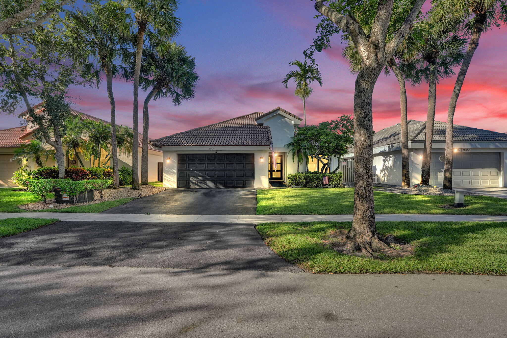 View details of listing 9361 NW 18TH Drive, Plantation, FL 33322 Plantation with MLS# 