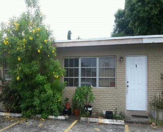 View details of listing 1870 NW 60TH Avenue 1, Sunrise, FL 33313 Sunrise with MLS#