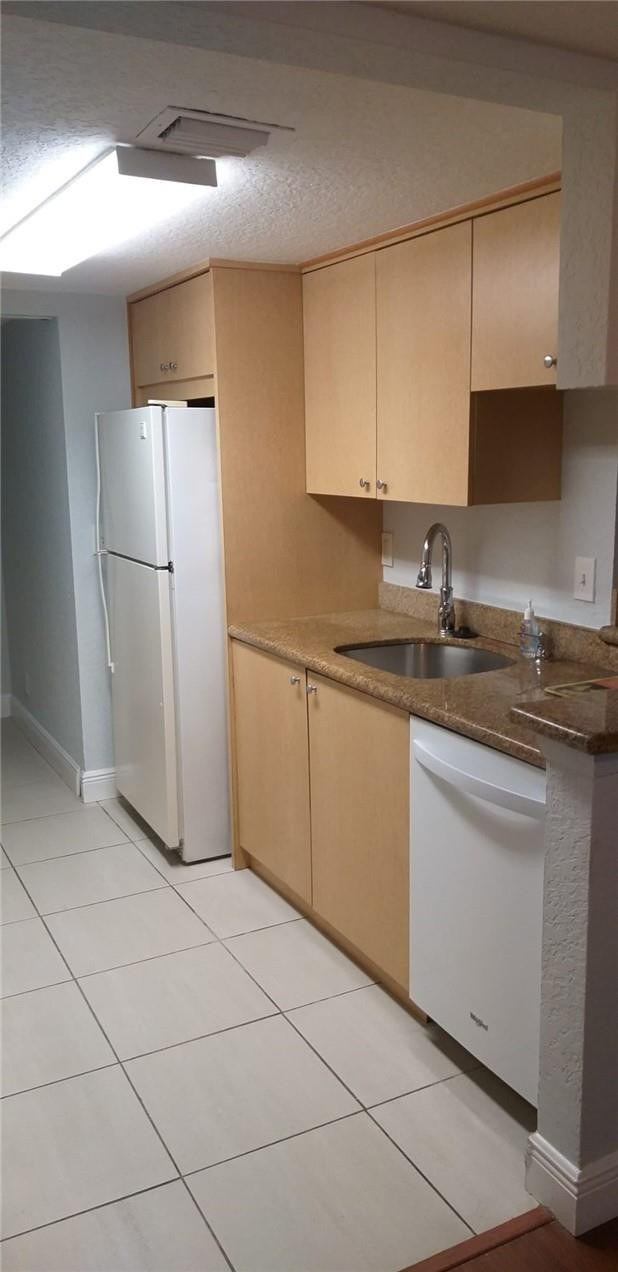 View details of listing 9855 Westview Drive 726, Coral Springs, FL 33076 Coral Springs with MLS# 