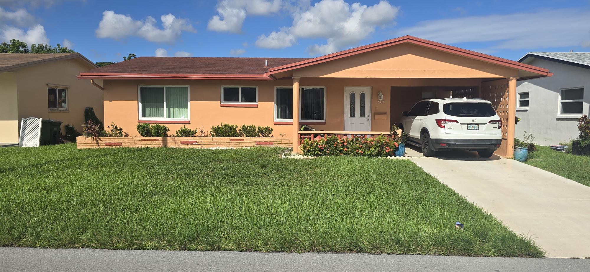 View details of listing 5719 NW 64TH Way, Tamarac, FL 33321 Tamarac with MLS#