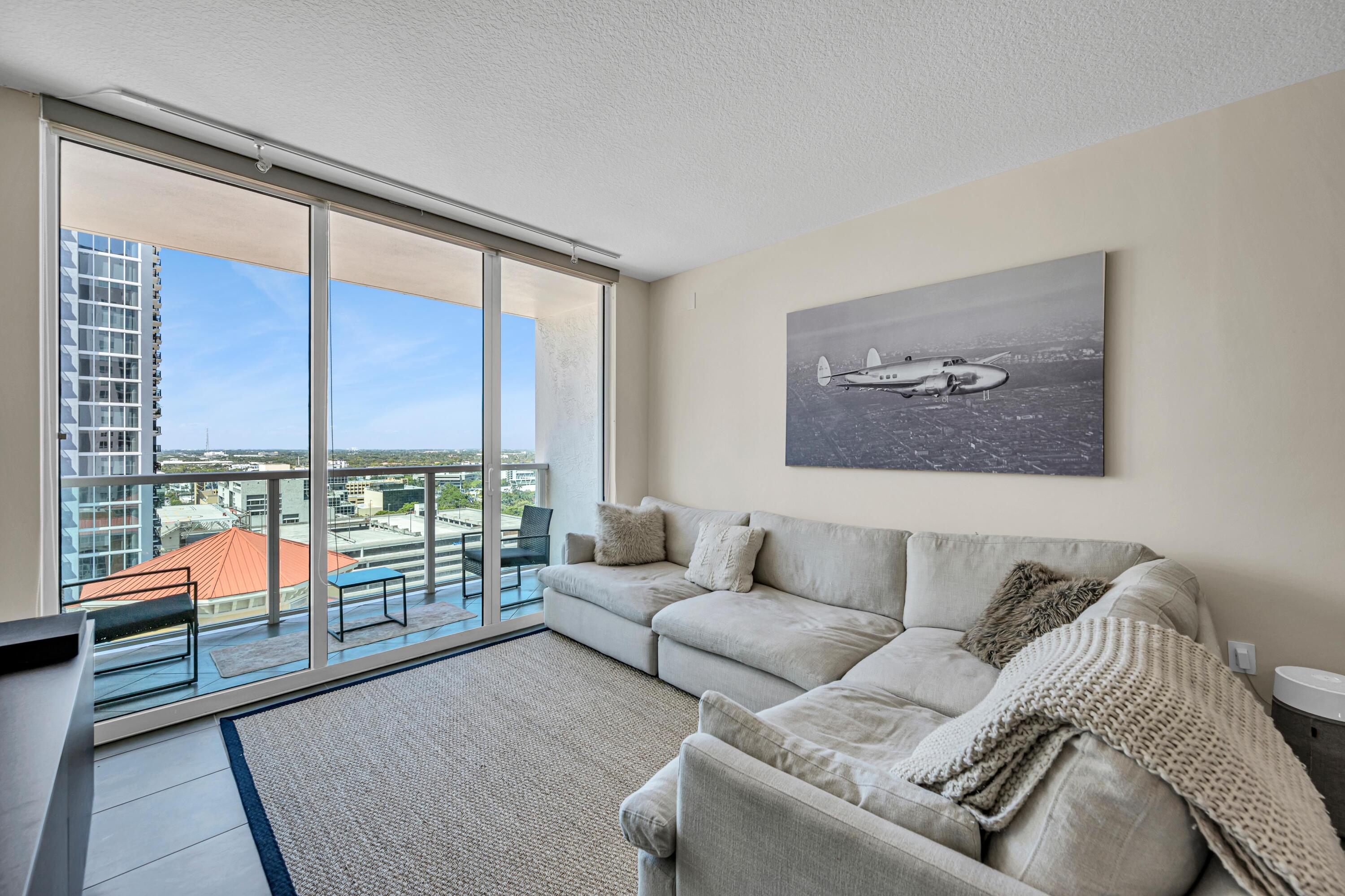 Listing  350 SE 2nd Street 1980, Fort Lauderdale, FL 33301, Fort Lauderdale, FL 33301