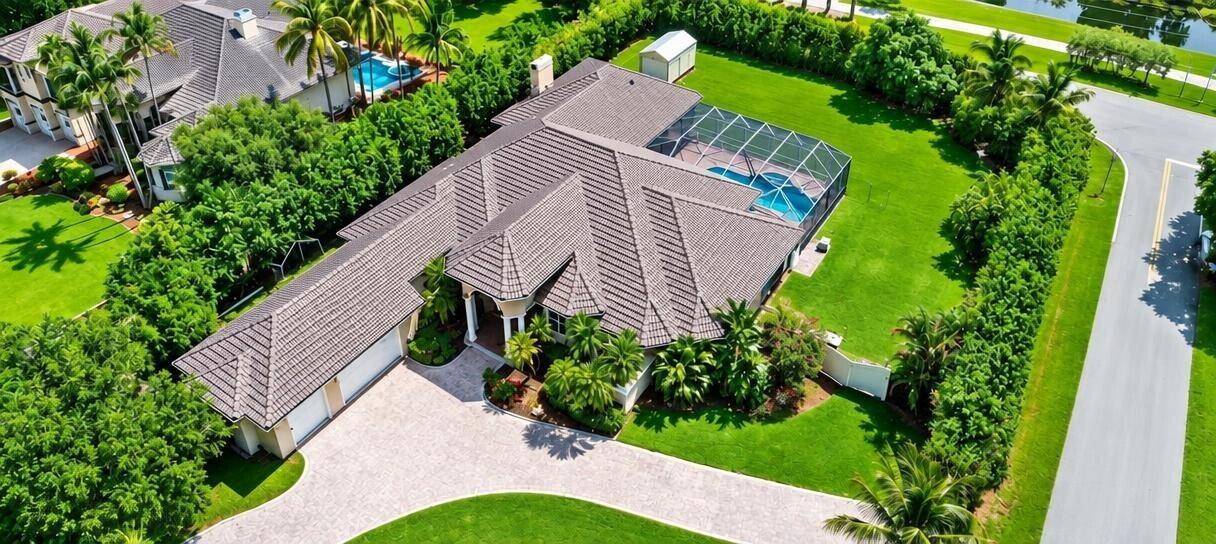 View details of listing 11201 NW 14TH Street, Plantation, FL 33323 Plantation with MLS# 