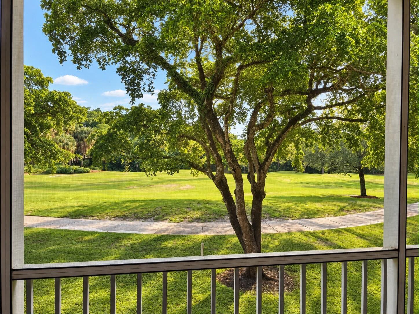 View details of listing 9470 TANGERINE Place 203, Davie, FL 33324 Davie with MLS# 