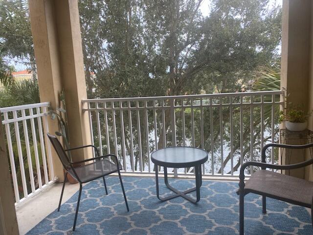 View details of listing 11041 LEGACY Boulevard 303, Palm Beach Gardens, FL 33410 Palm Beach Gardens with MLS# 