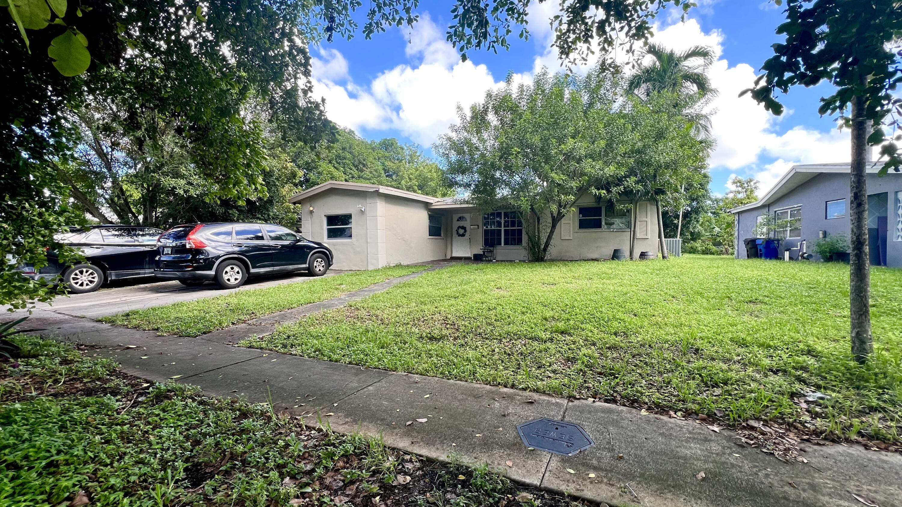 View details of listing 3999 NW 36TH Street, Lauderdale Lakes, FL 33309 Lauderdale Lakes with MLS# 