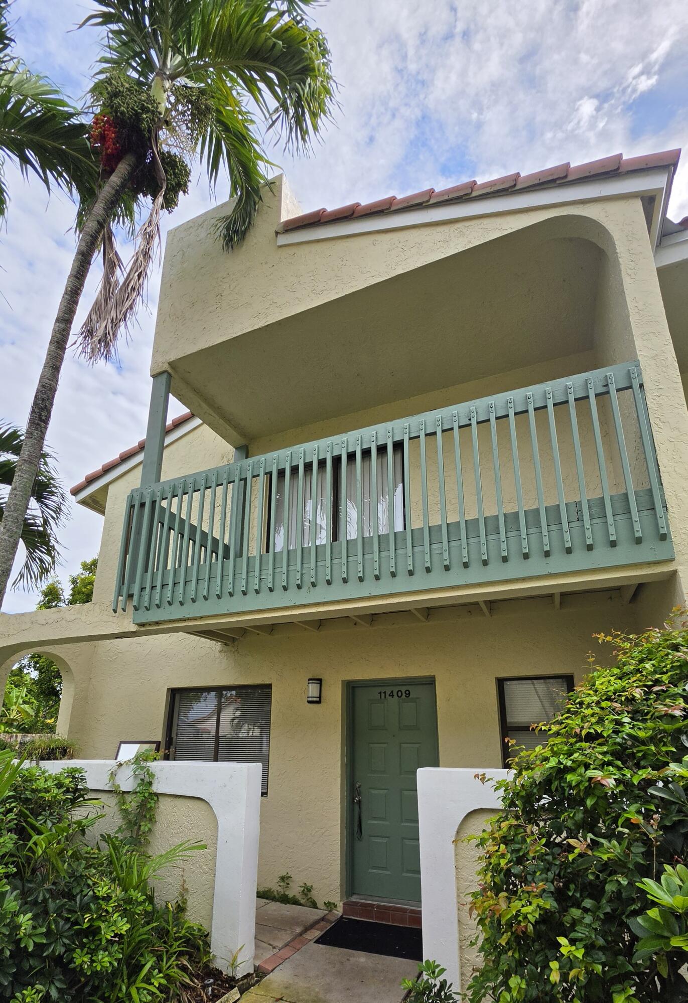 View details of listing 11409 Royal Palm Boulevard 11409, Coral Springs, FL 33065 Coral Springs with MLS# 