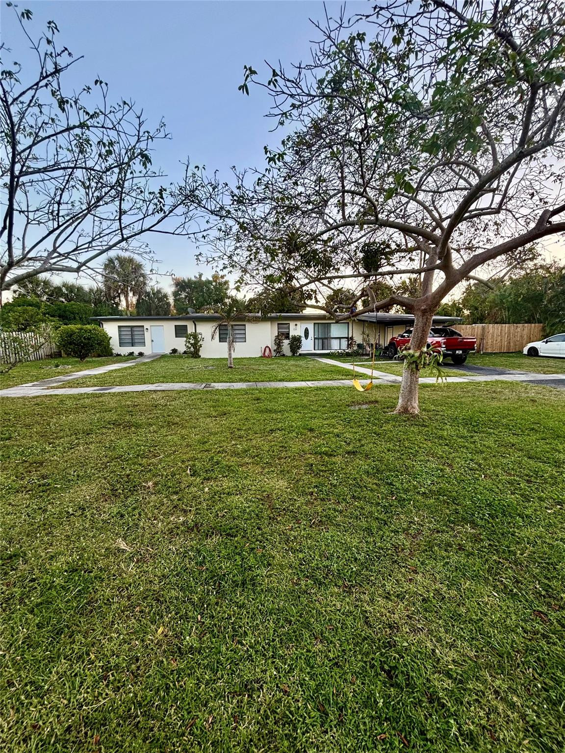 View details of listing 4380 SW 11TH Street, Plantation, FL 33317 Plantation with MLS# 