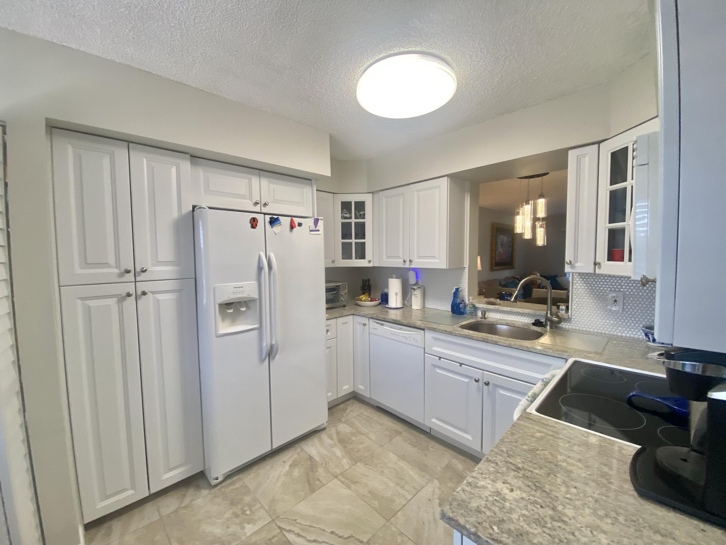 Listing  7281 Amberly Lane 404, Delray Beach, FL 33446, Delray Beach, FL 33446